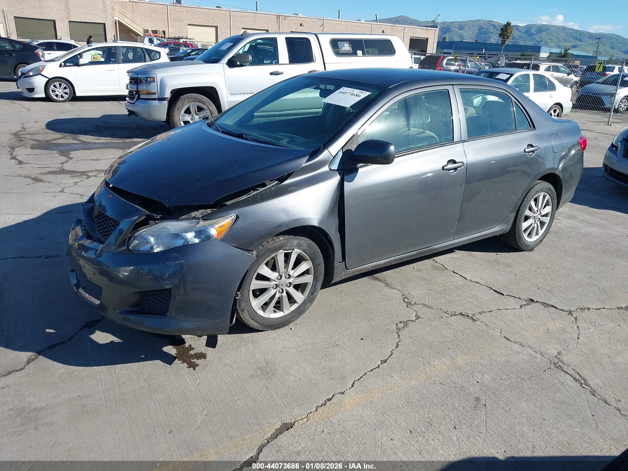 TOYOTA COROLLA image 2