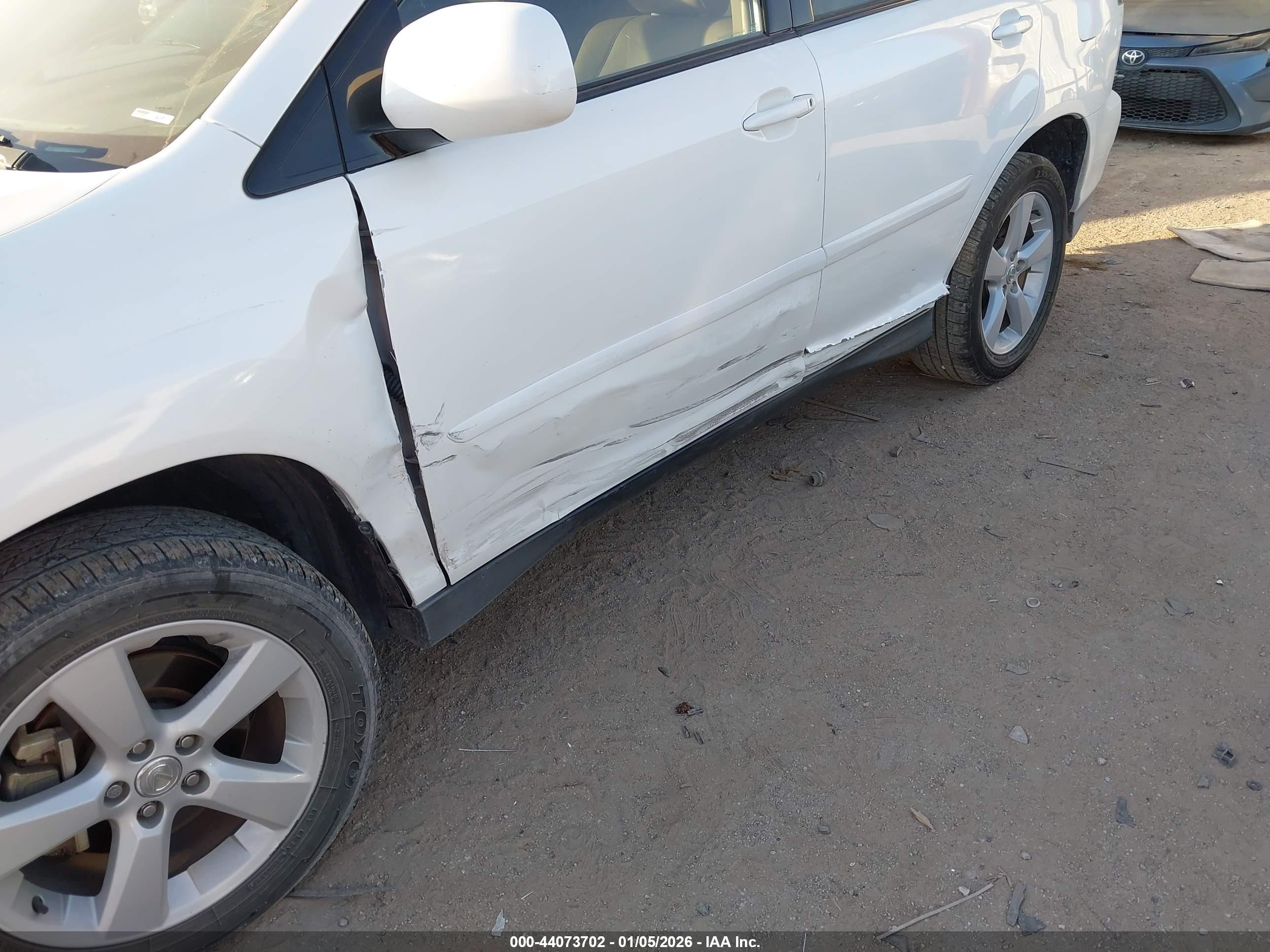 LEXUS RX image 6