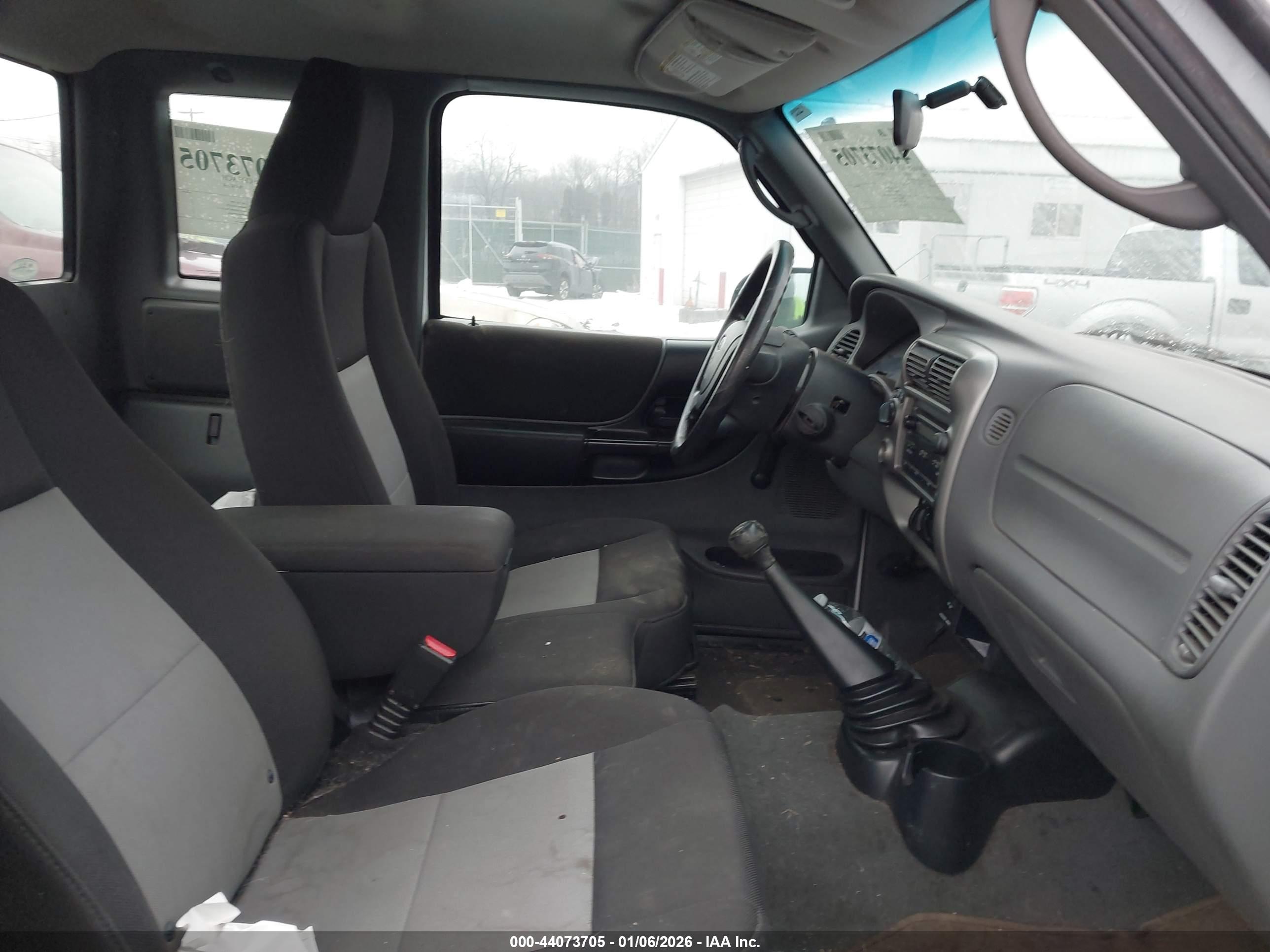 FORD RANGER image 5