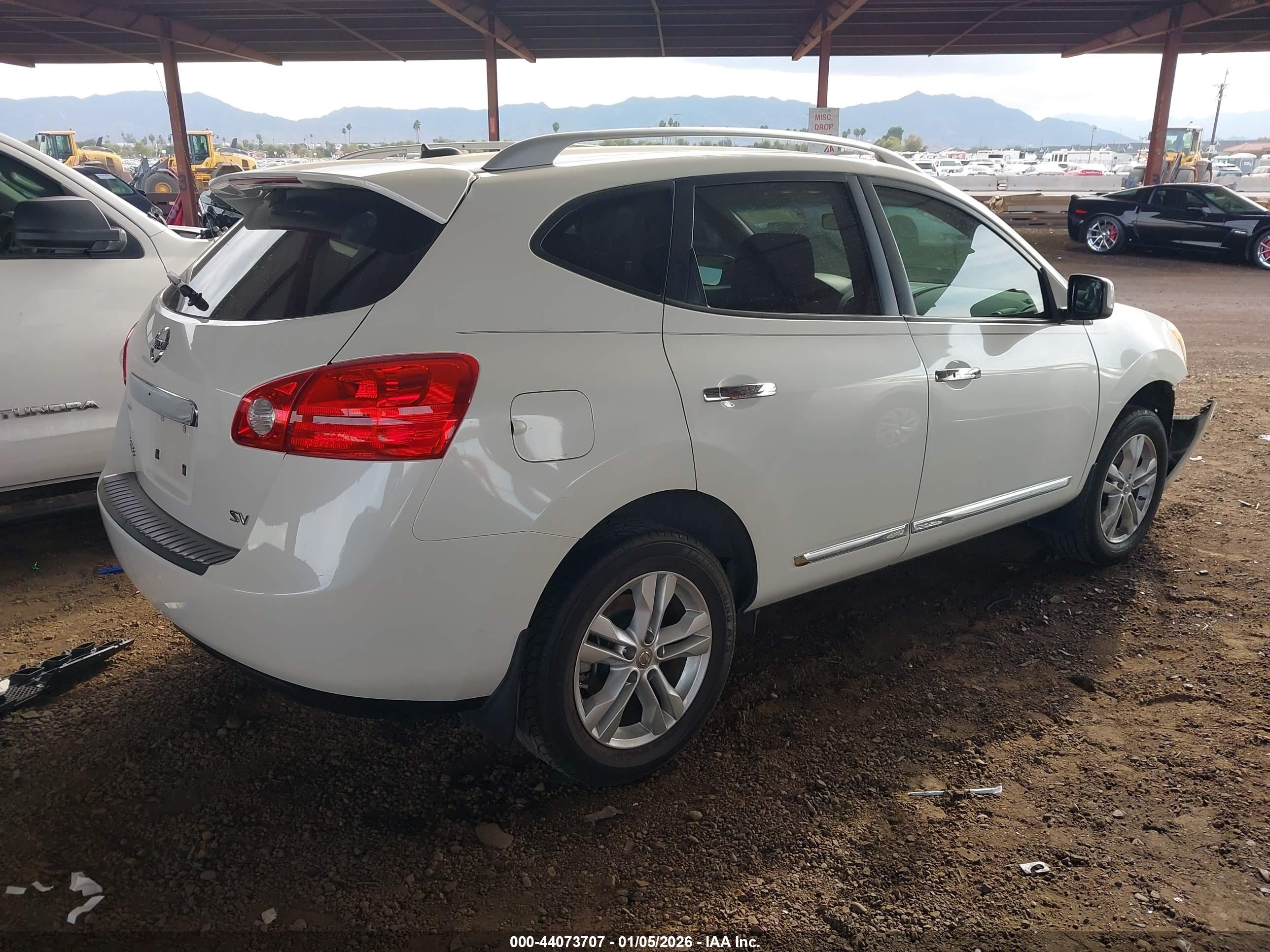 NISSAN ROGUE image 4