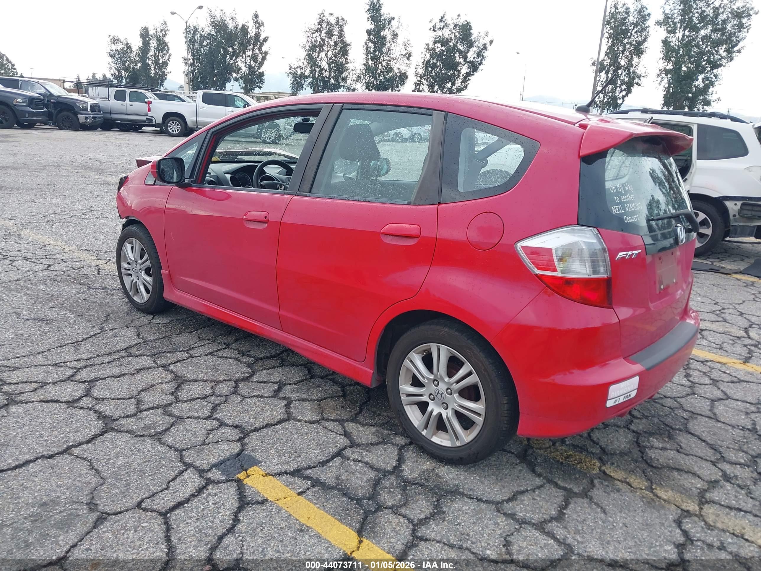 HONDA FIT image 3