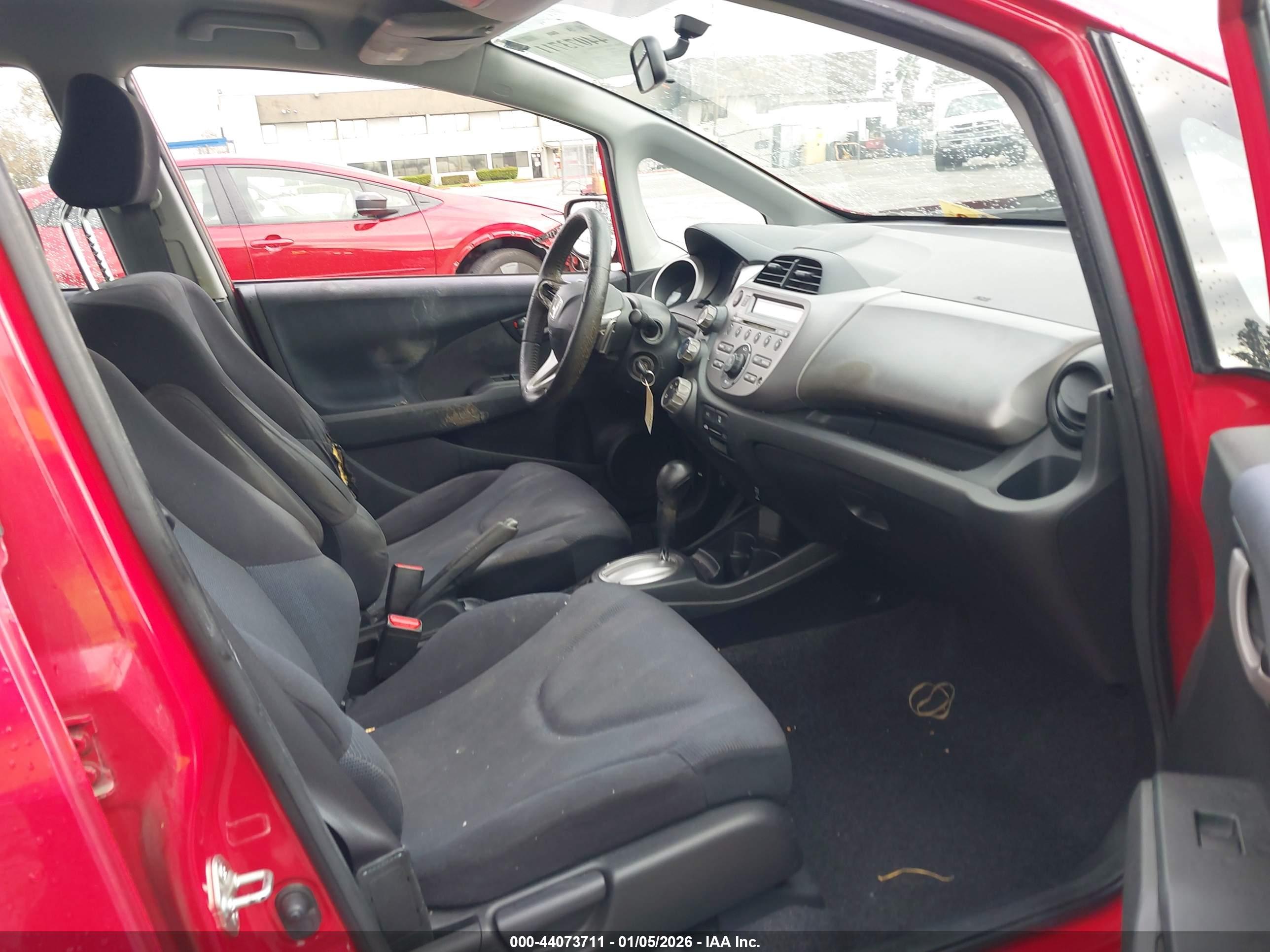HONDA FIT image 5