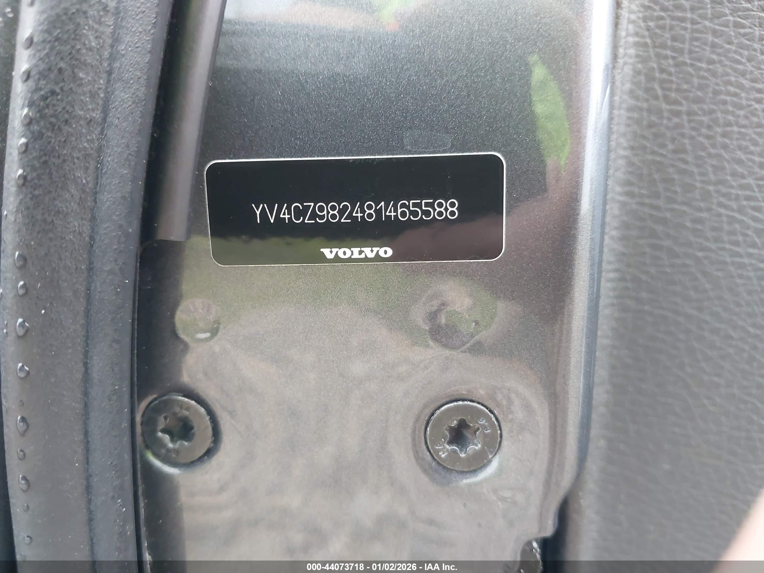 VOLVO XC90 image 9