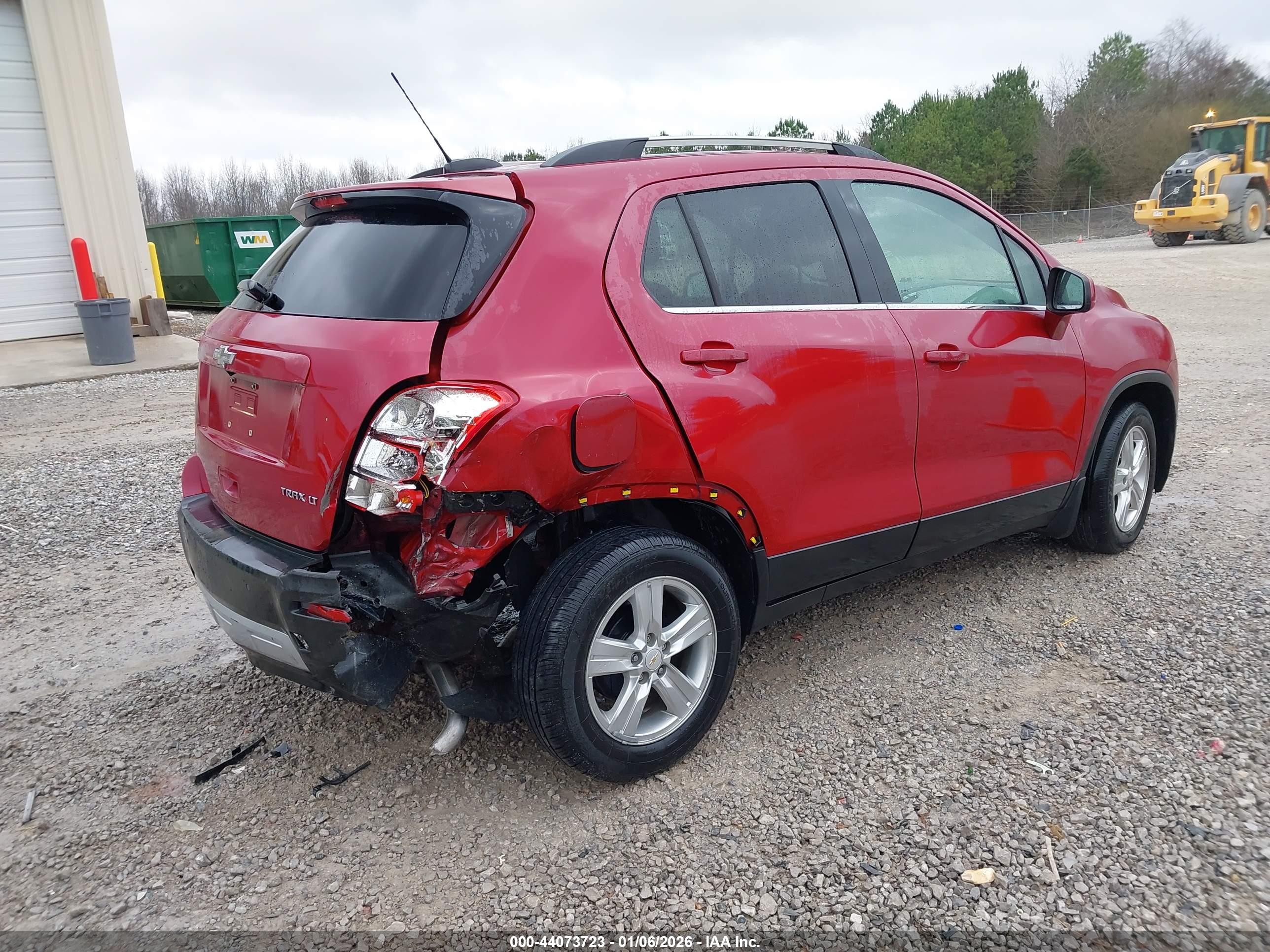CHEVROLET TRAX image 6