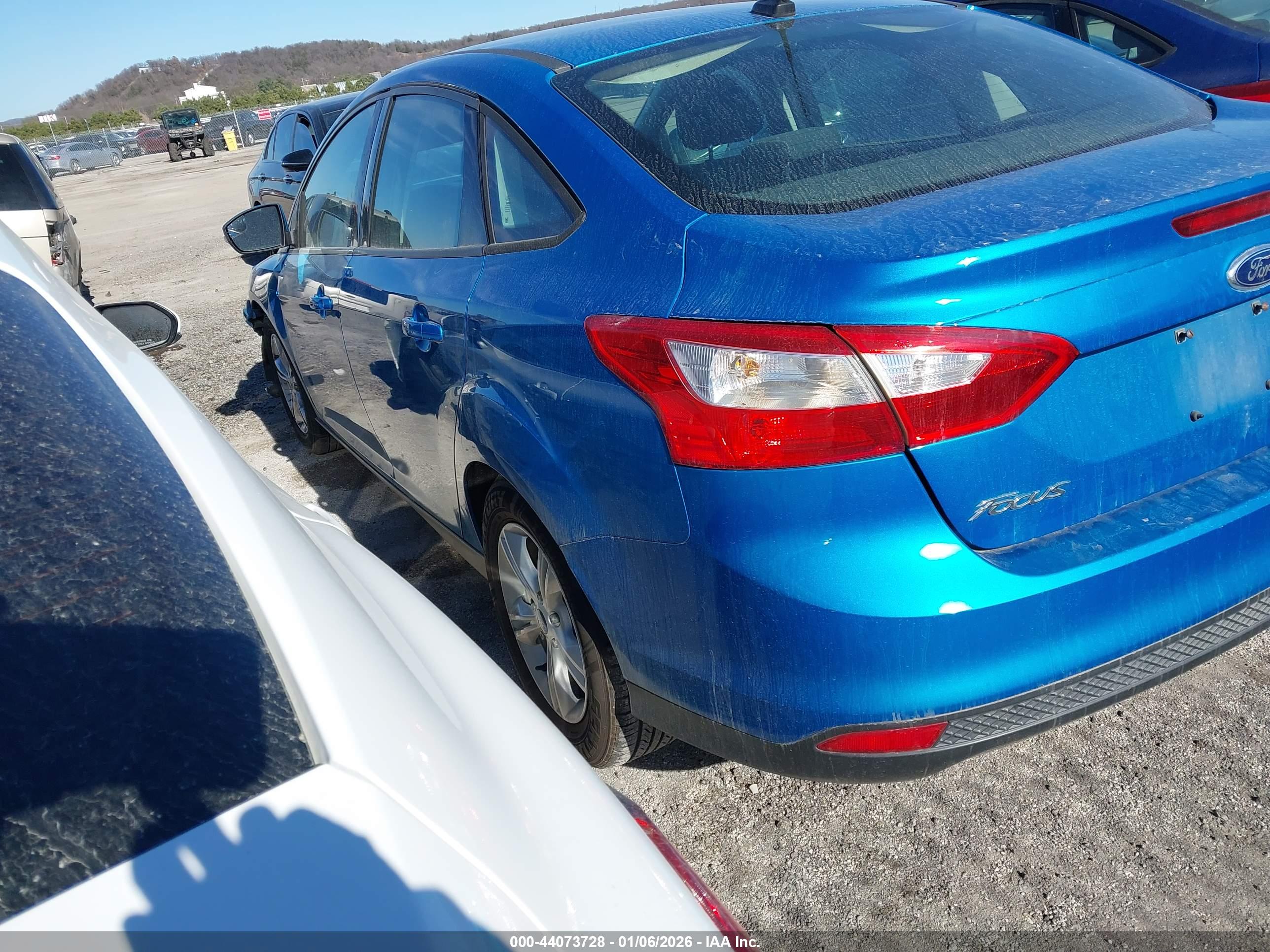 FORD FOCUS image 3