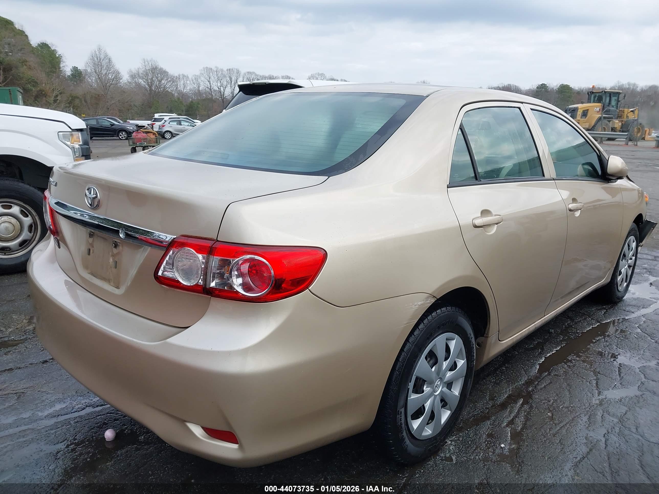 TOYOTA COROLLA image 4