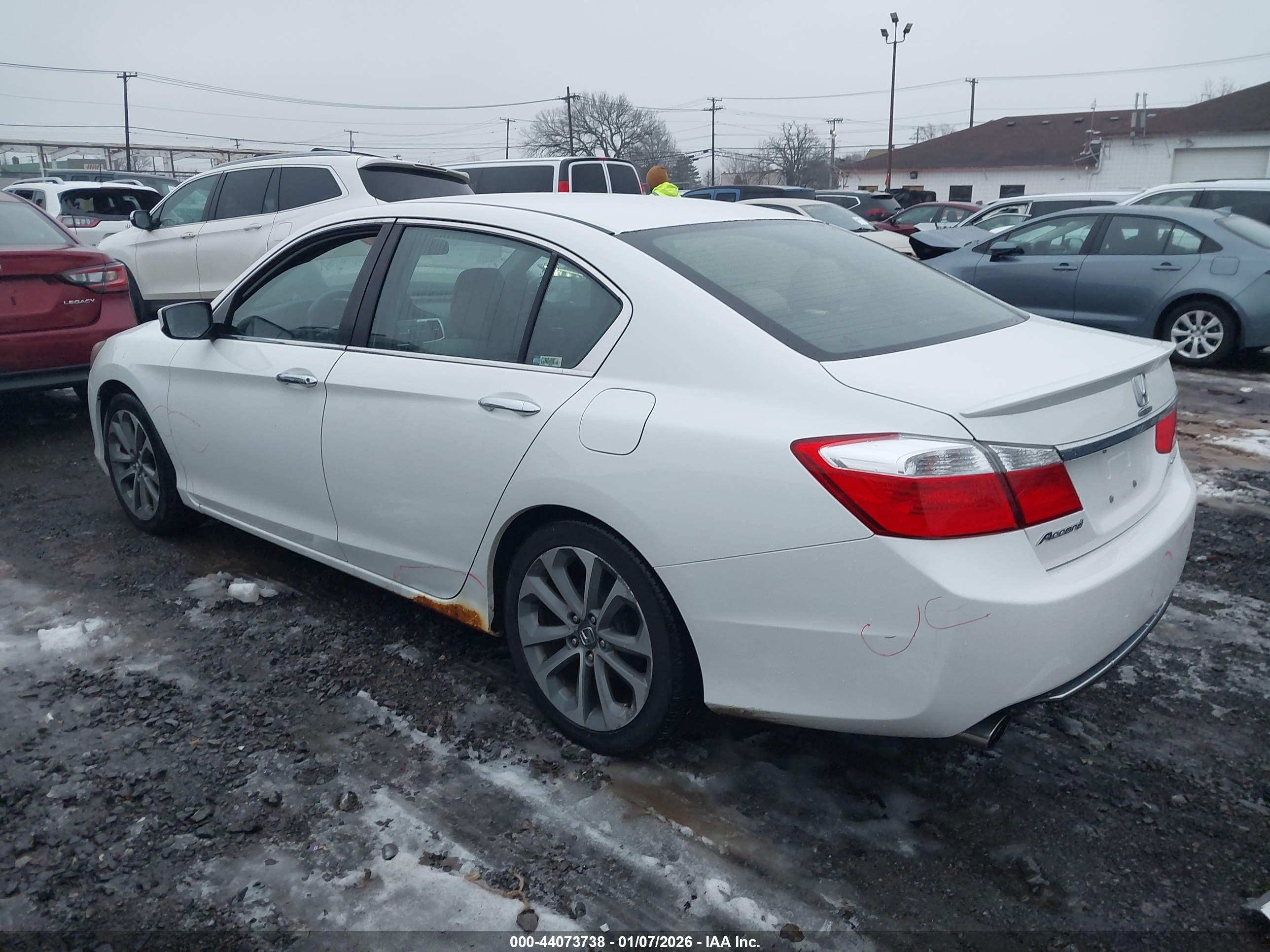 HONDA ACCORD image 3