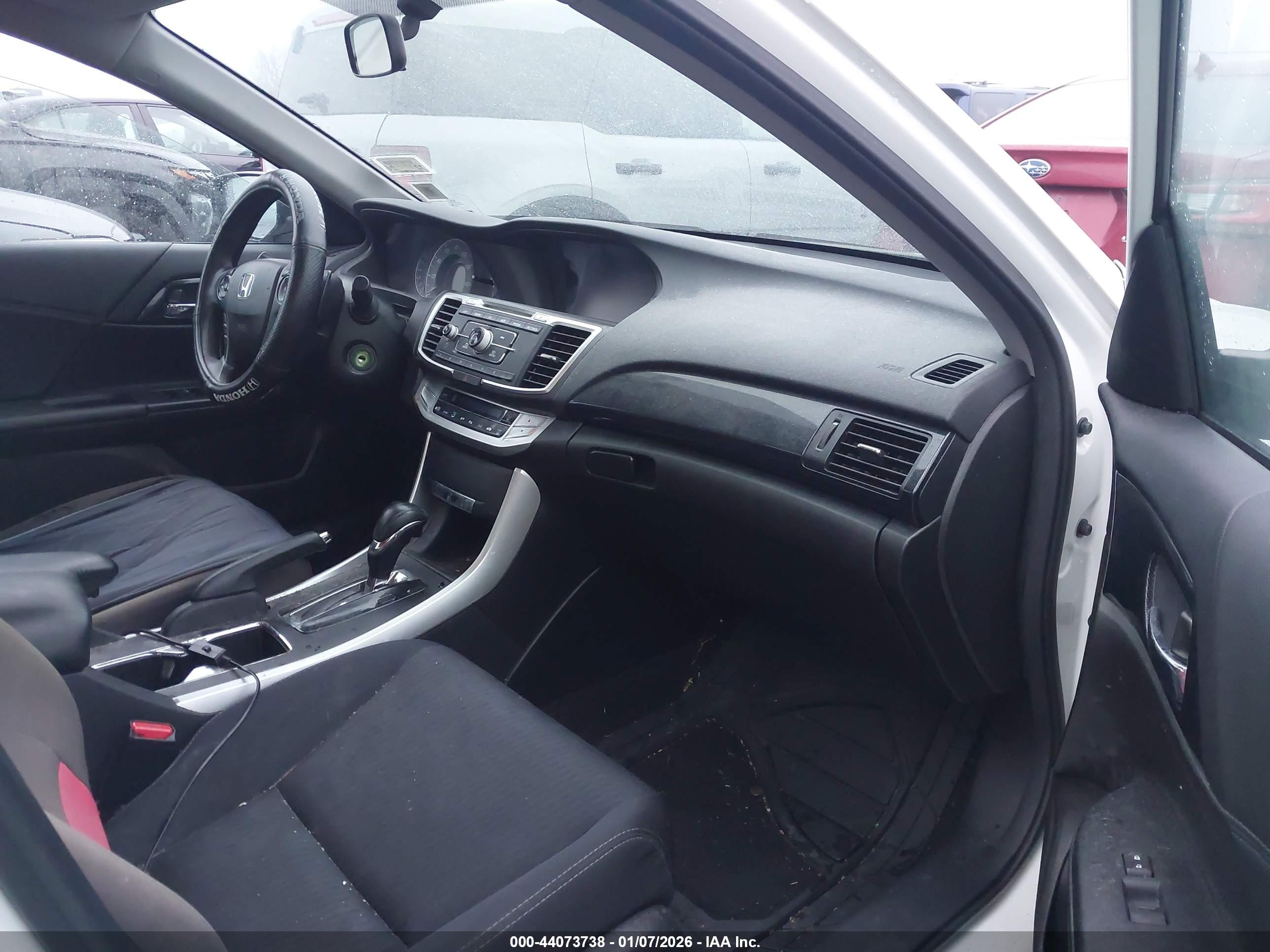 HONDA ACCORD image 5
