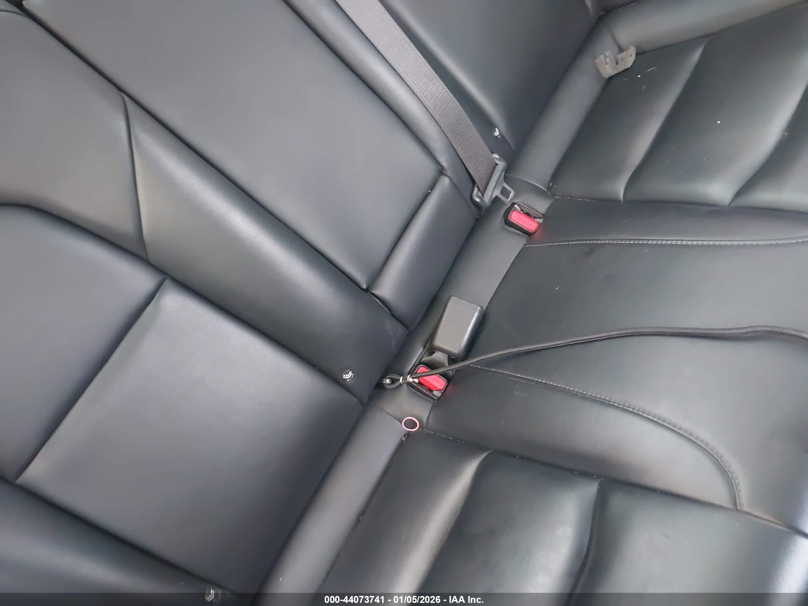 TESLA MODEL image 8