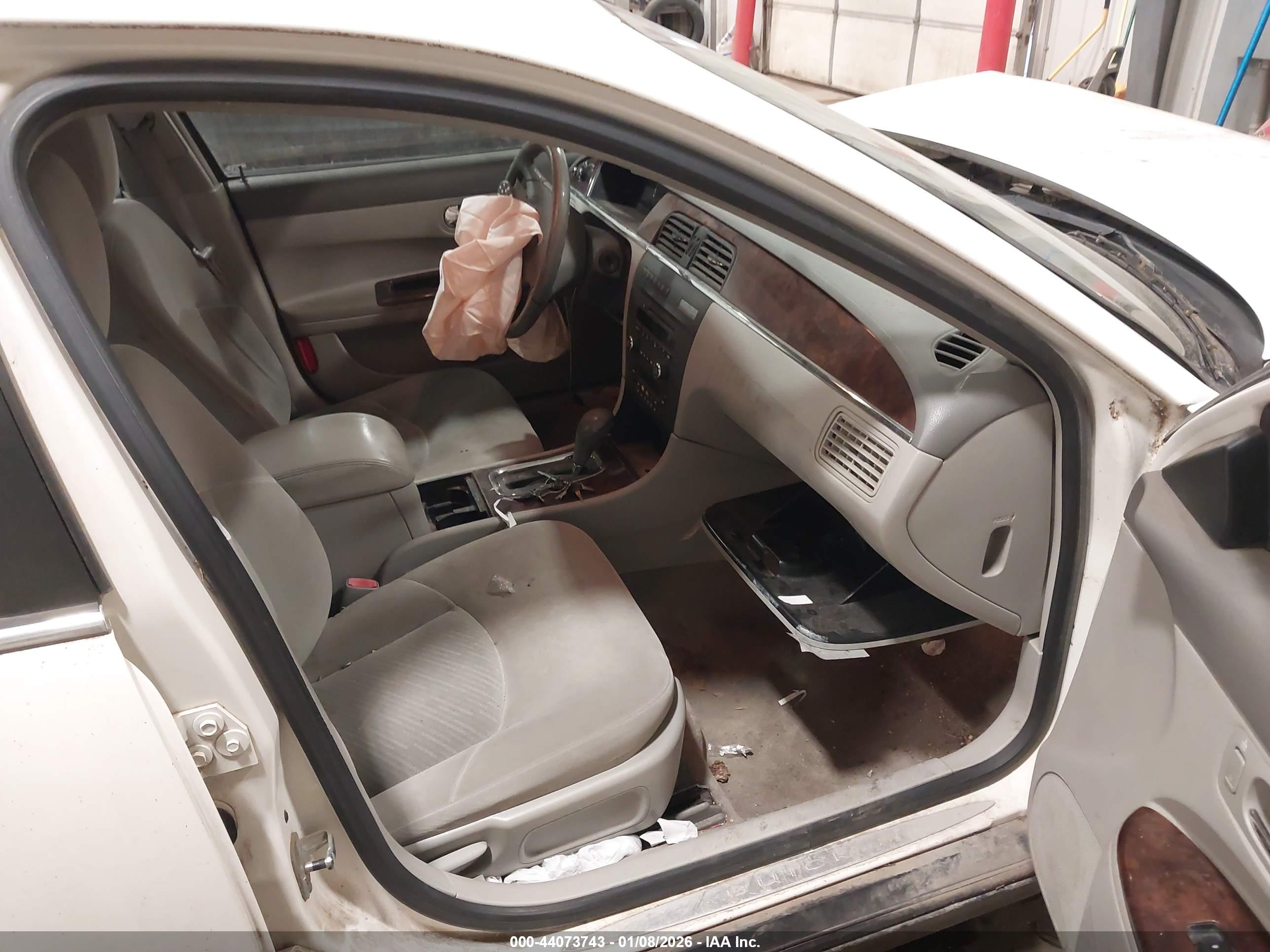 BUICK LACROSSE image 5