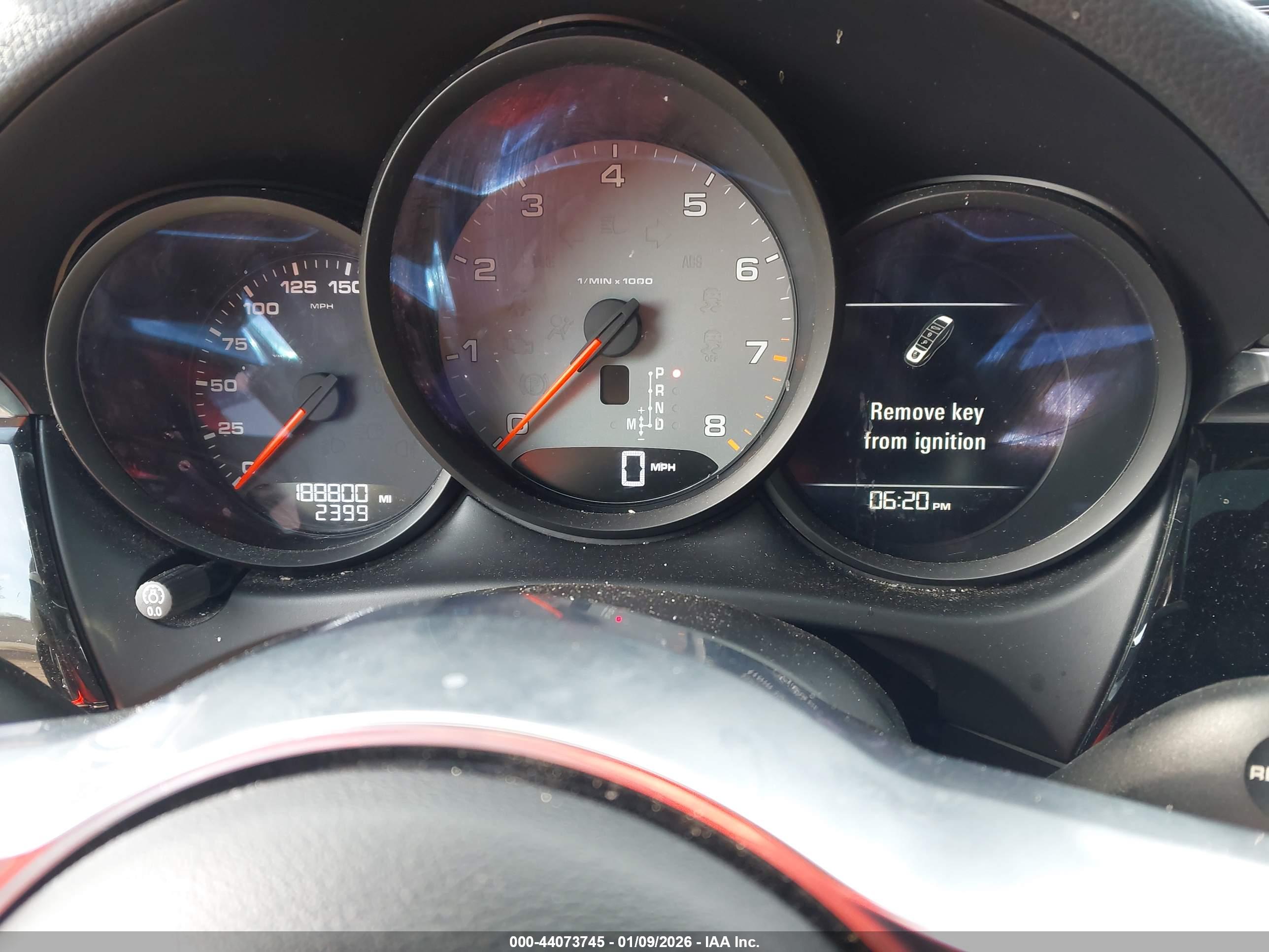PORSCHE MACAN image 7