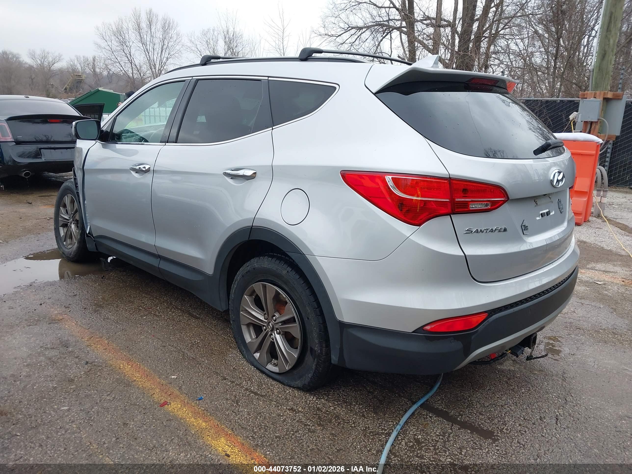 HYUNDAI SANTA image 3