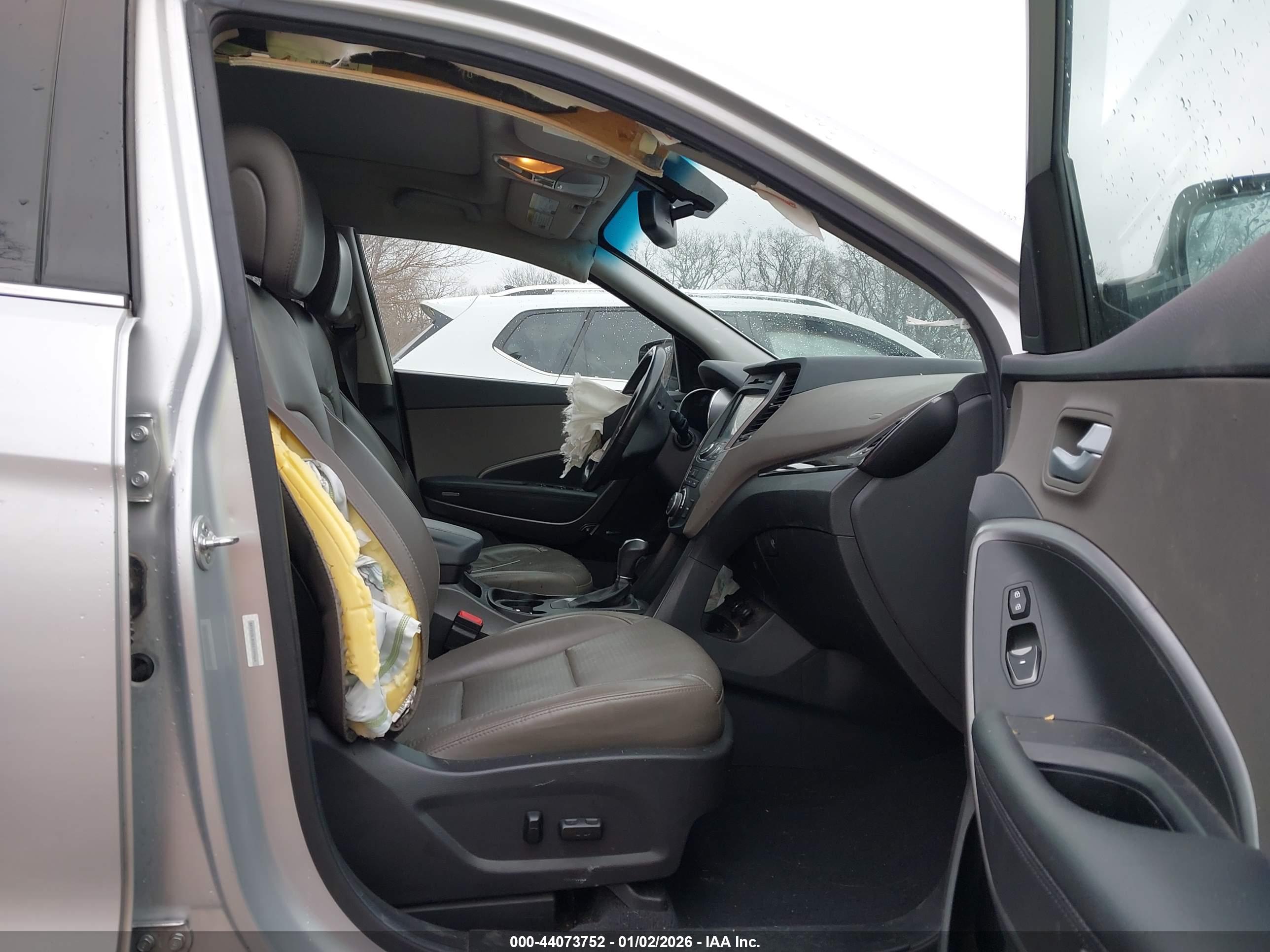 HYUNDAI SANTA image 5