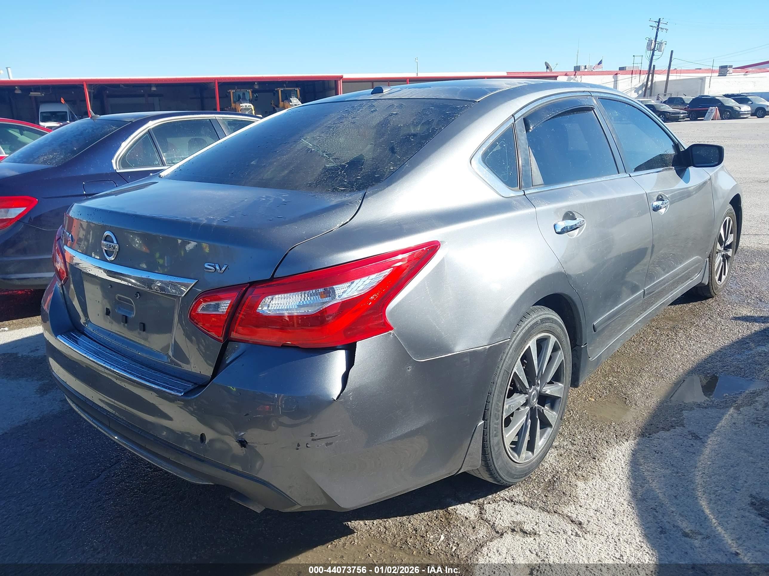 NISSAN ALTIMA image 4