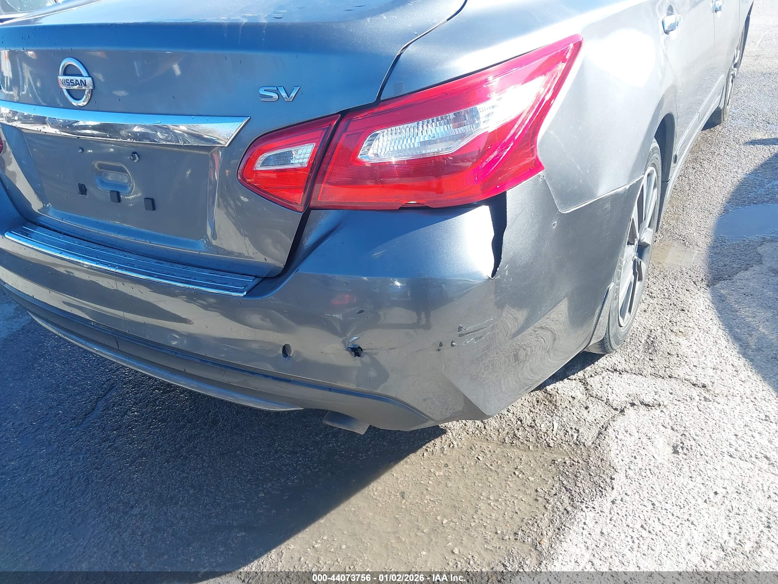 NISSAN ALTIMA image 6