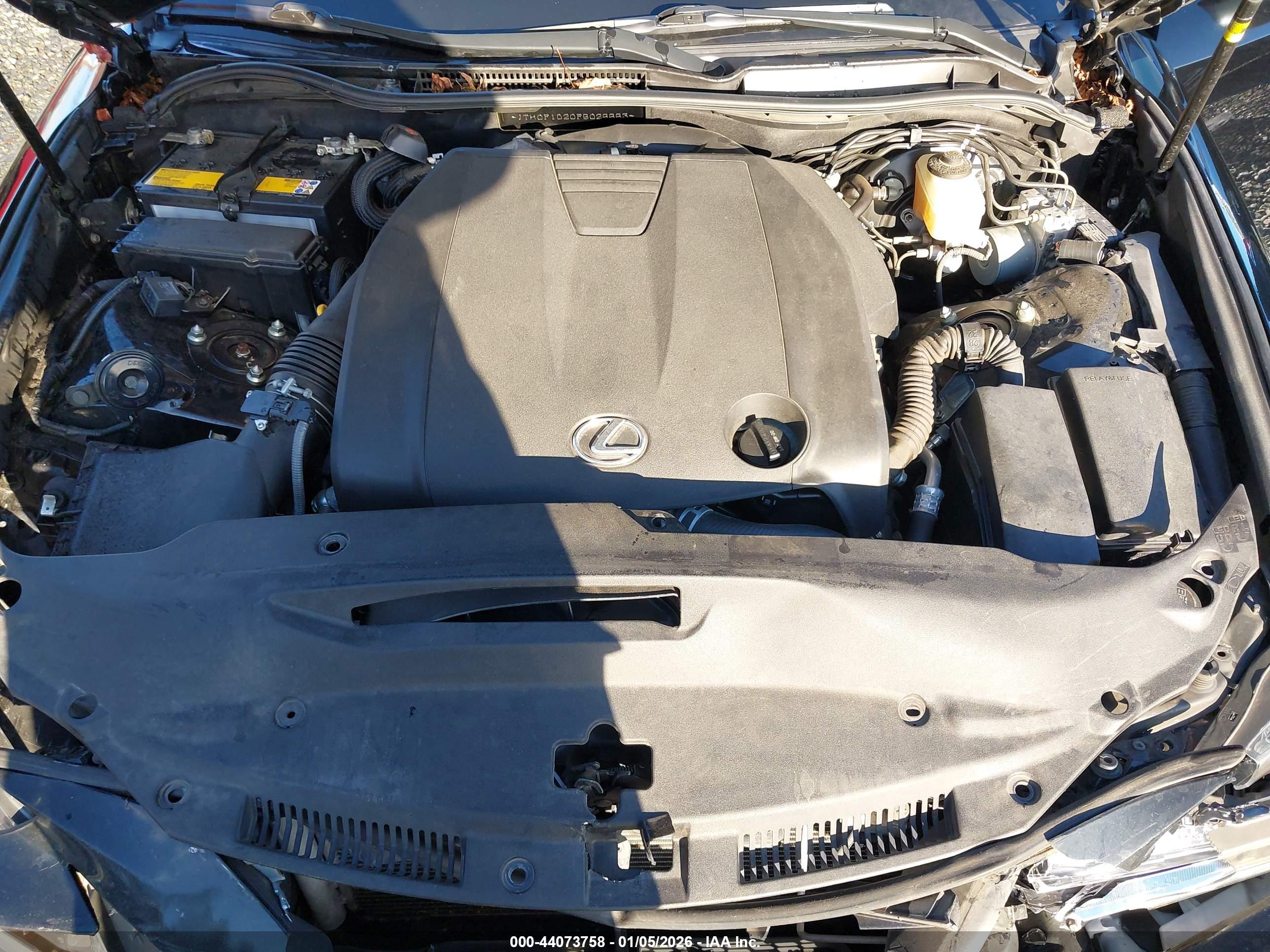 LEXUS IS image 10