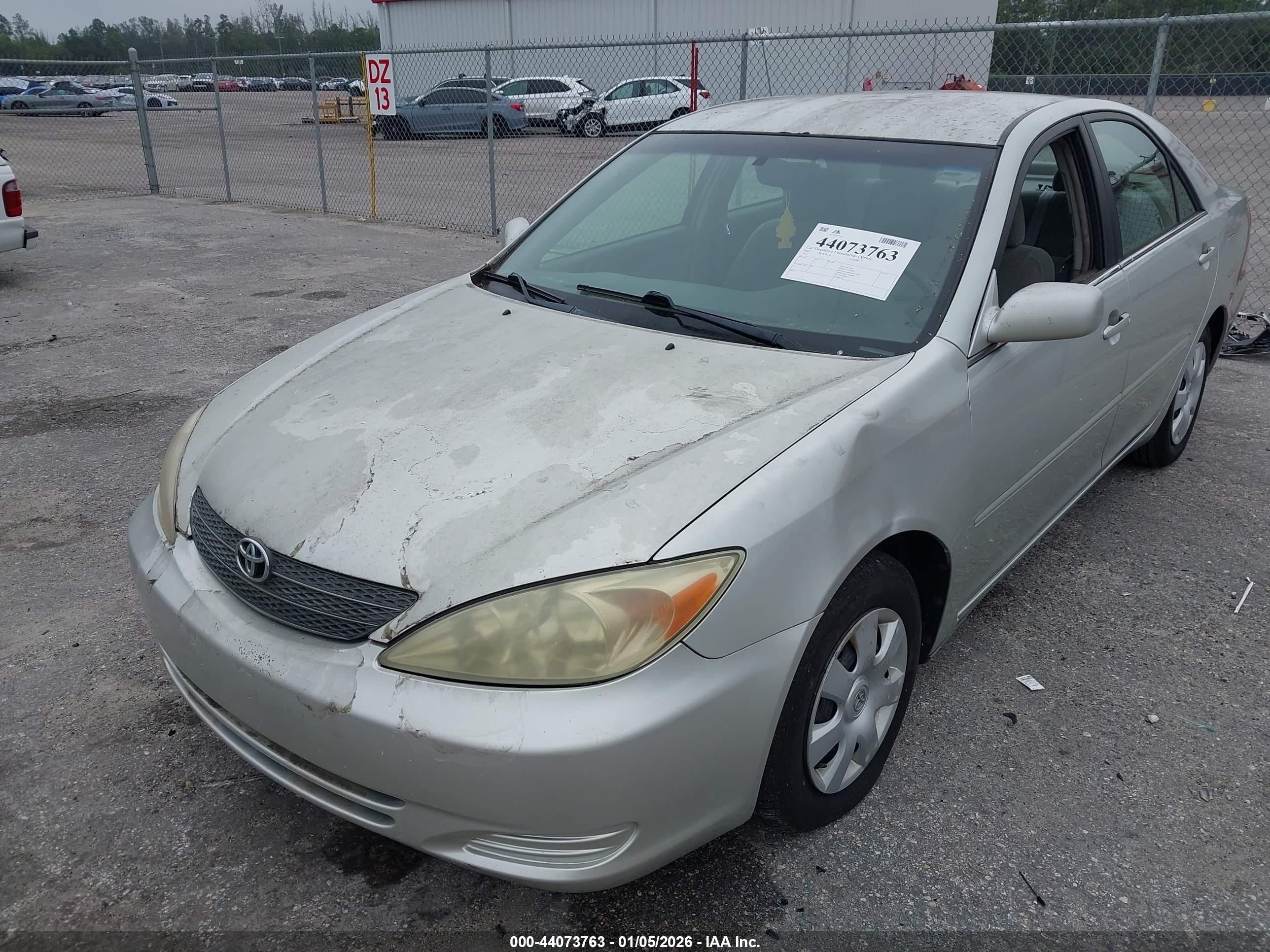 TOYOTA CAMRY image 6