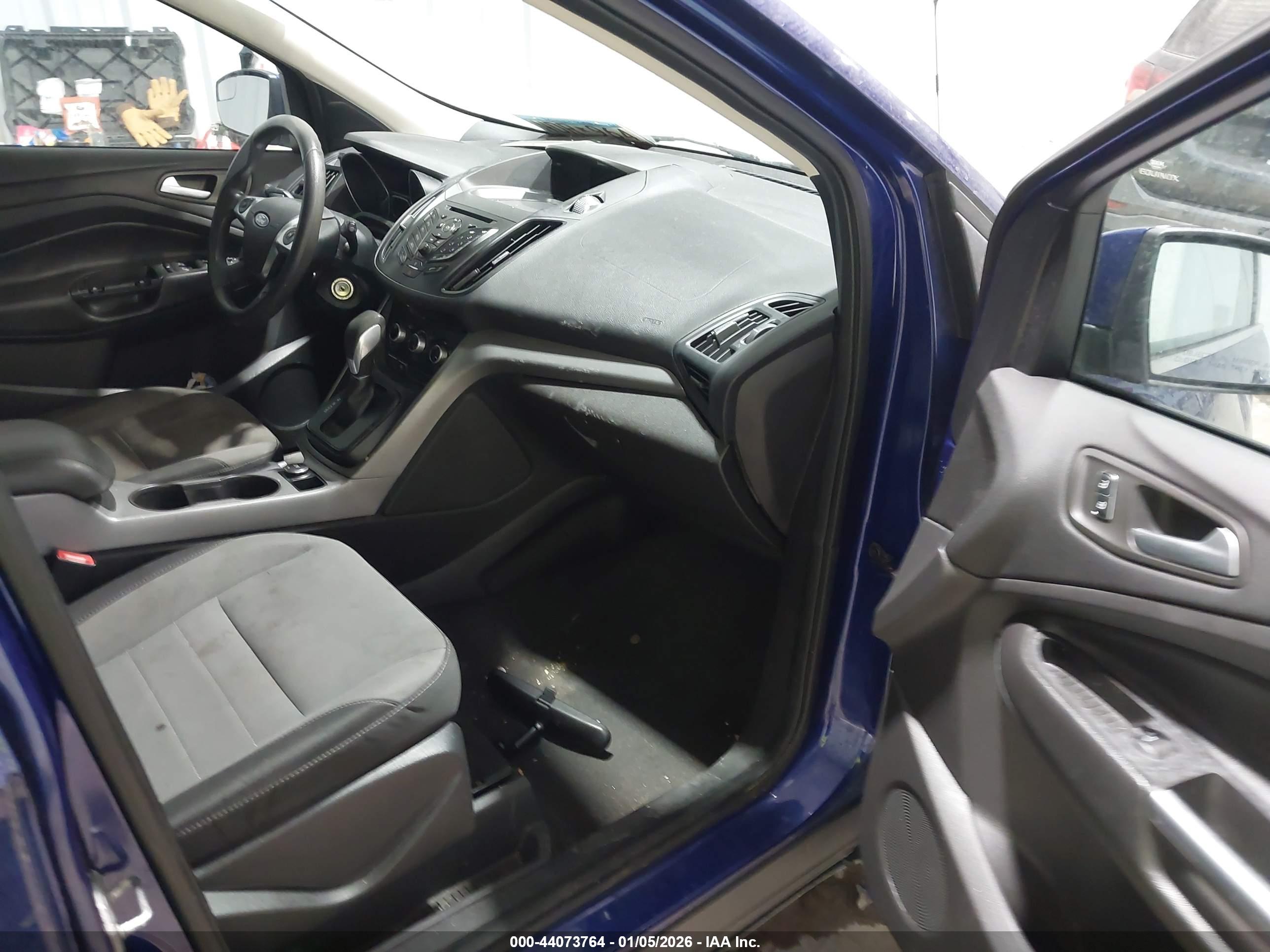 FORD ESCAPE image 5