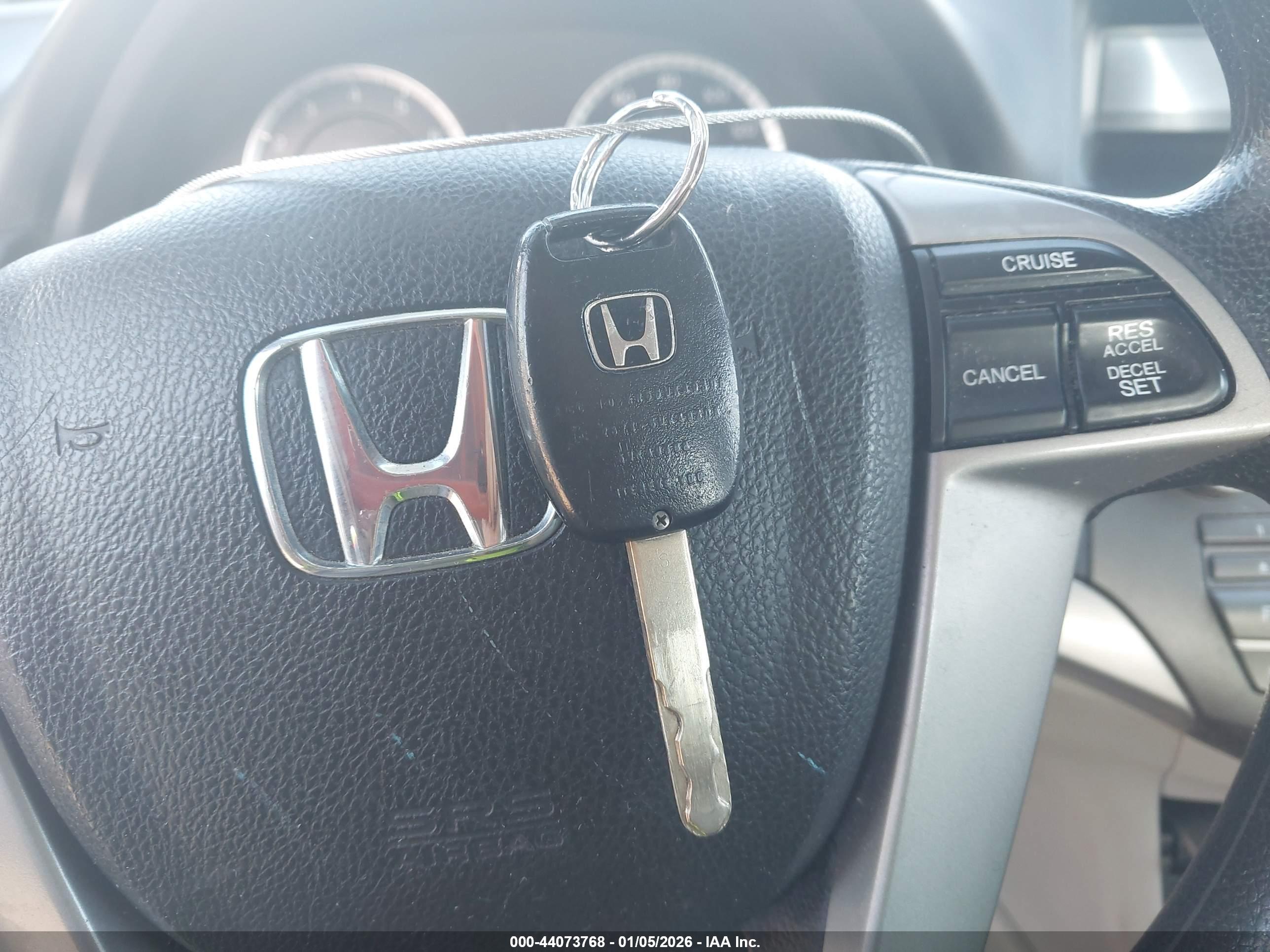 HONDA ACCORD image 11