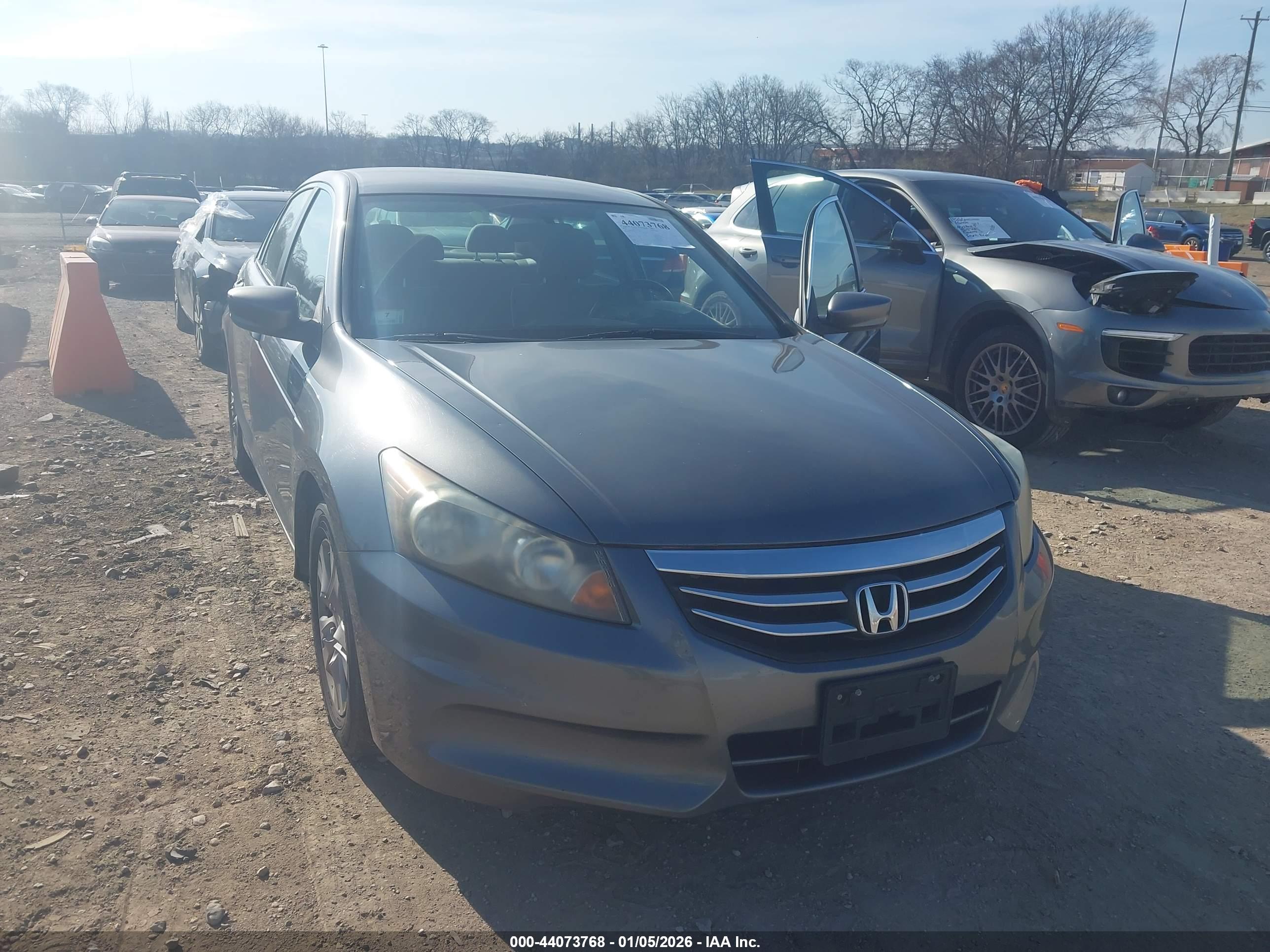 HONDA ACCORD image 6