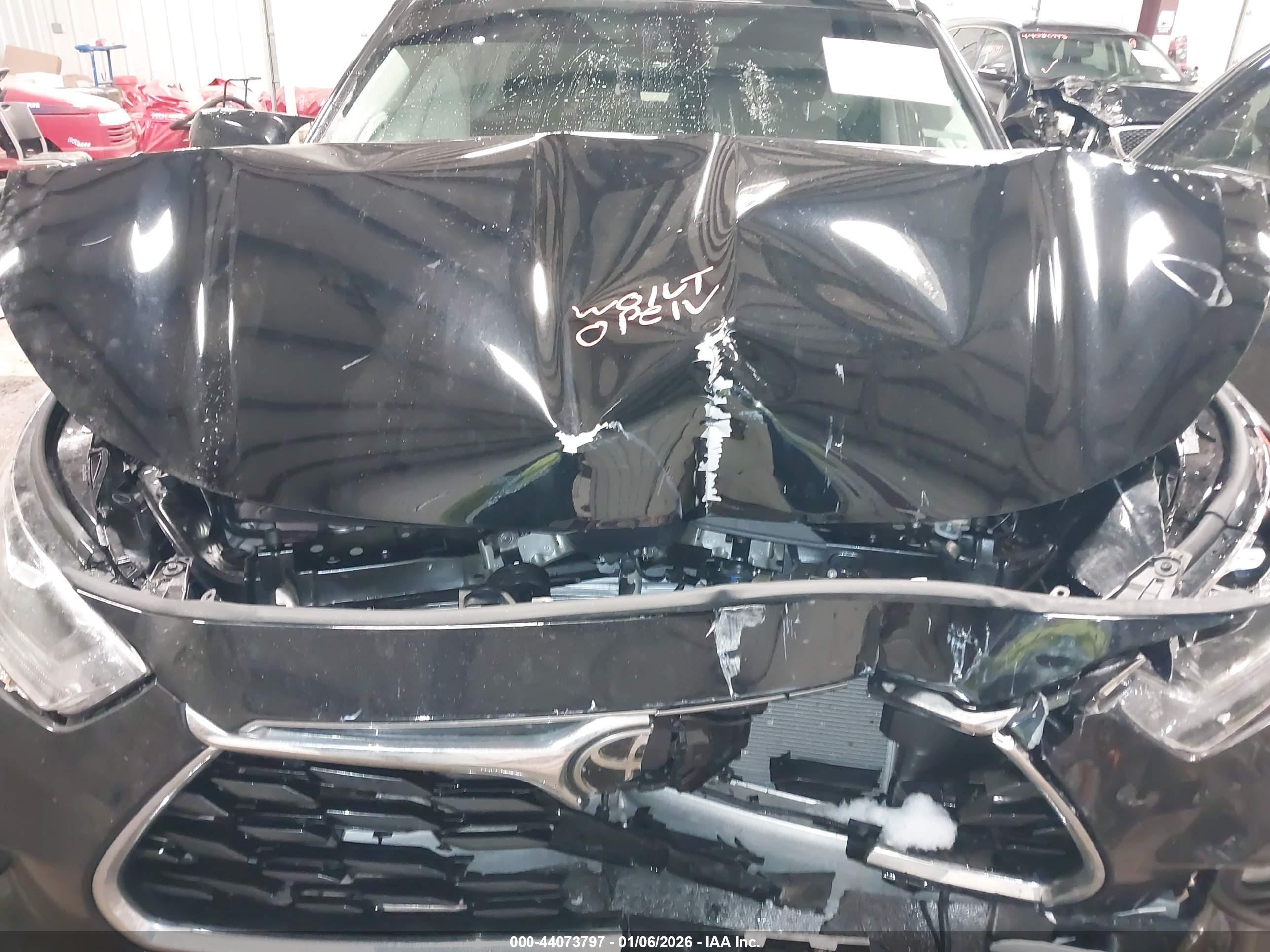 TOYOTA HIGHLANDER image 10
