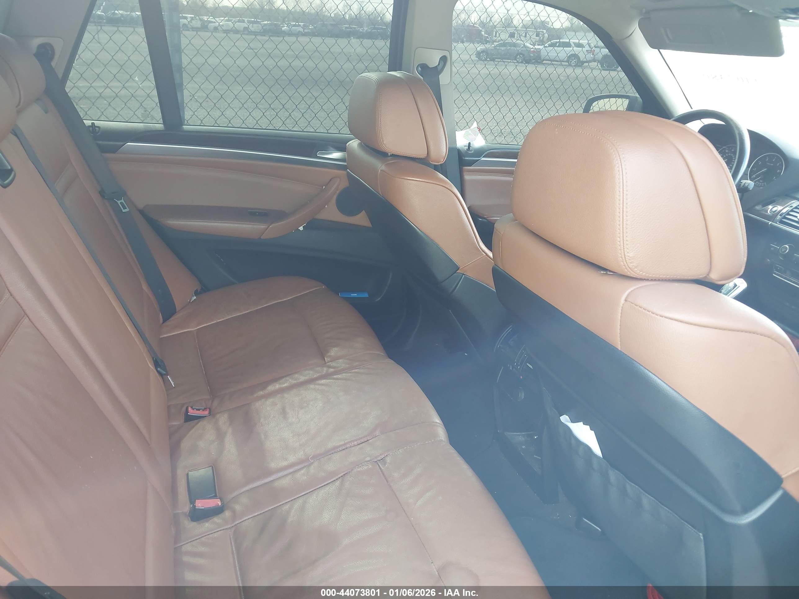 BMW X5 image 8