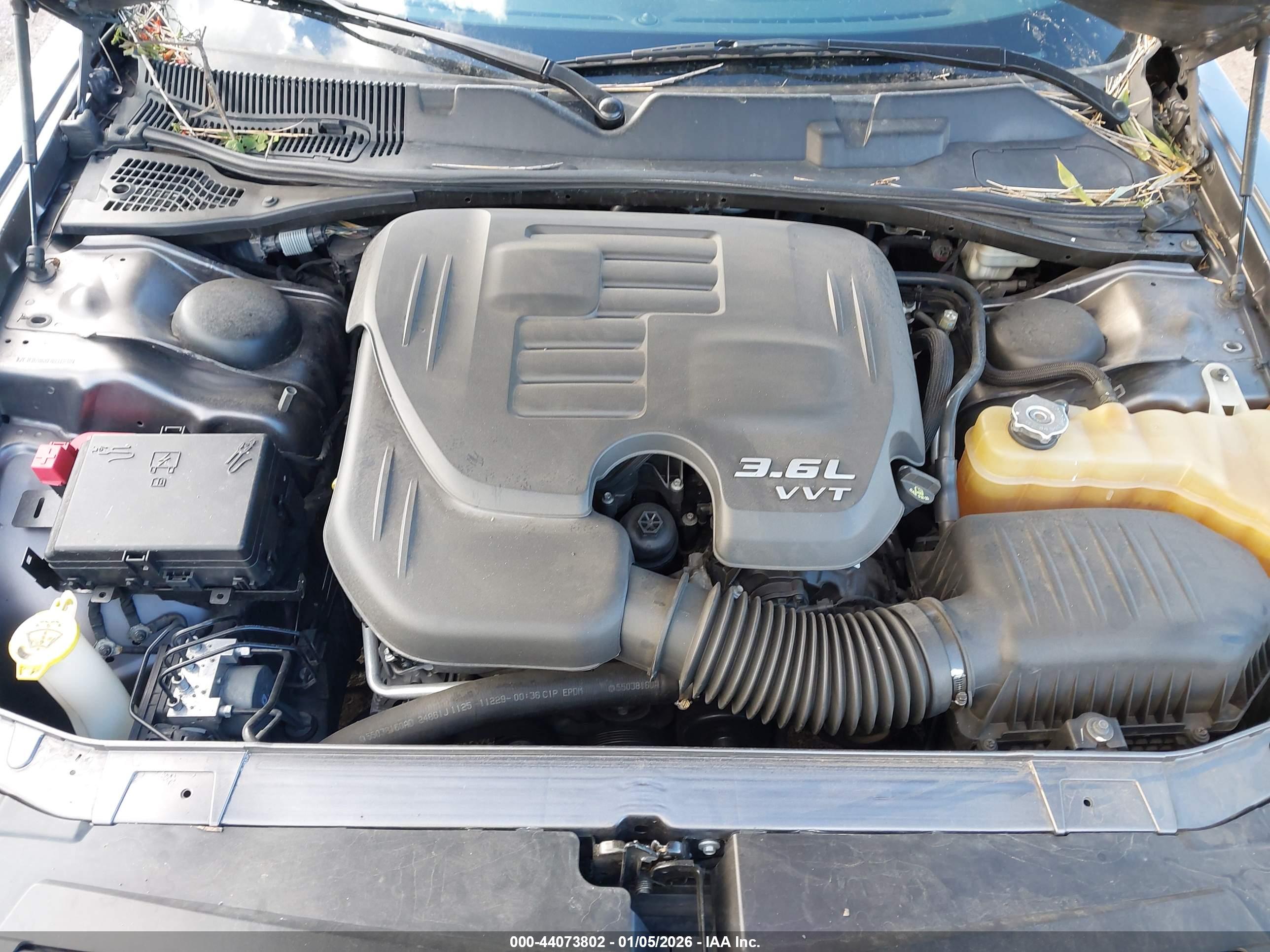 DODGE CHALLENGER image 10