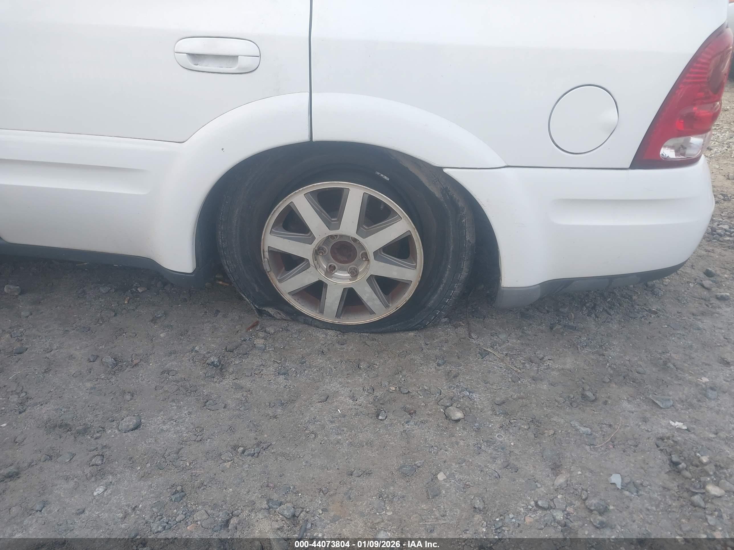 BUICK RAINIER image 6
