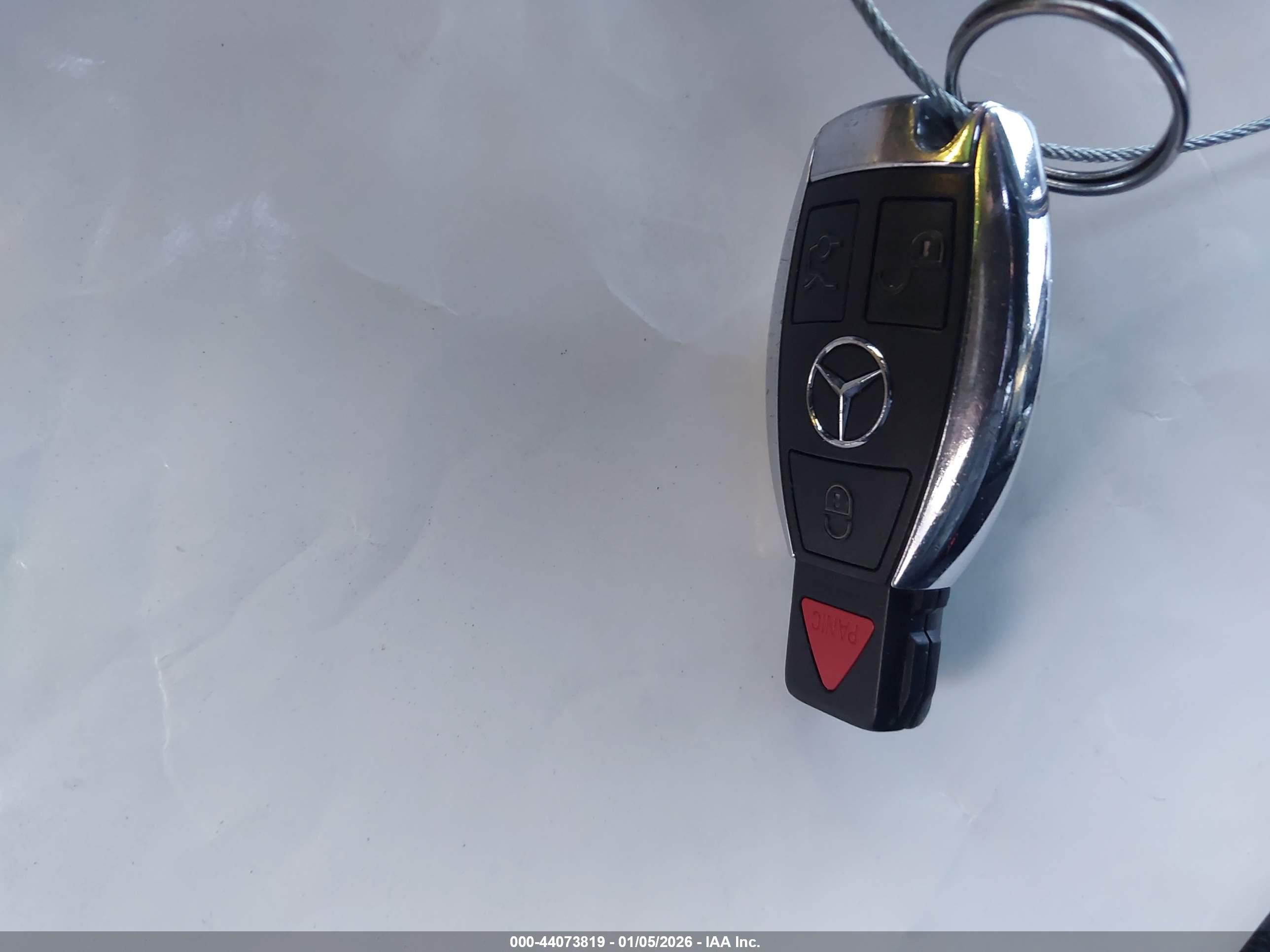 MERCEDES-BENZ C image 11