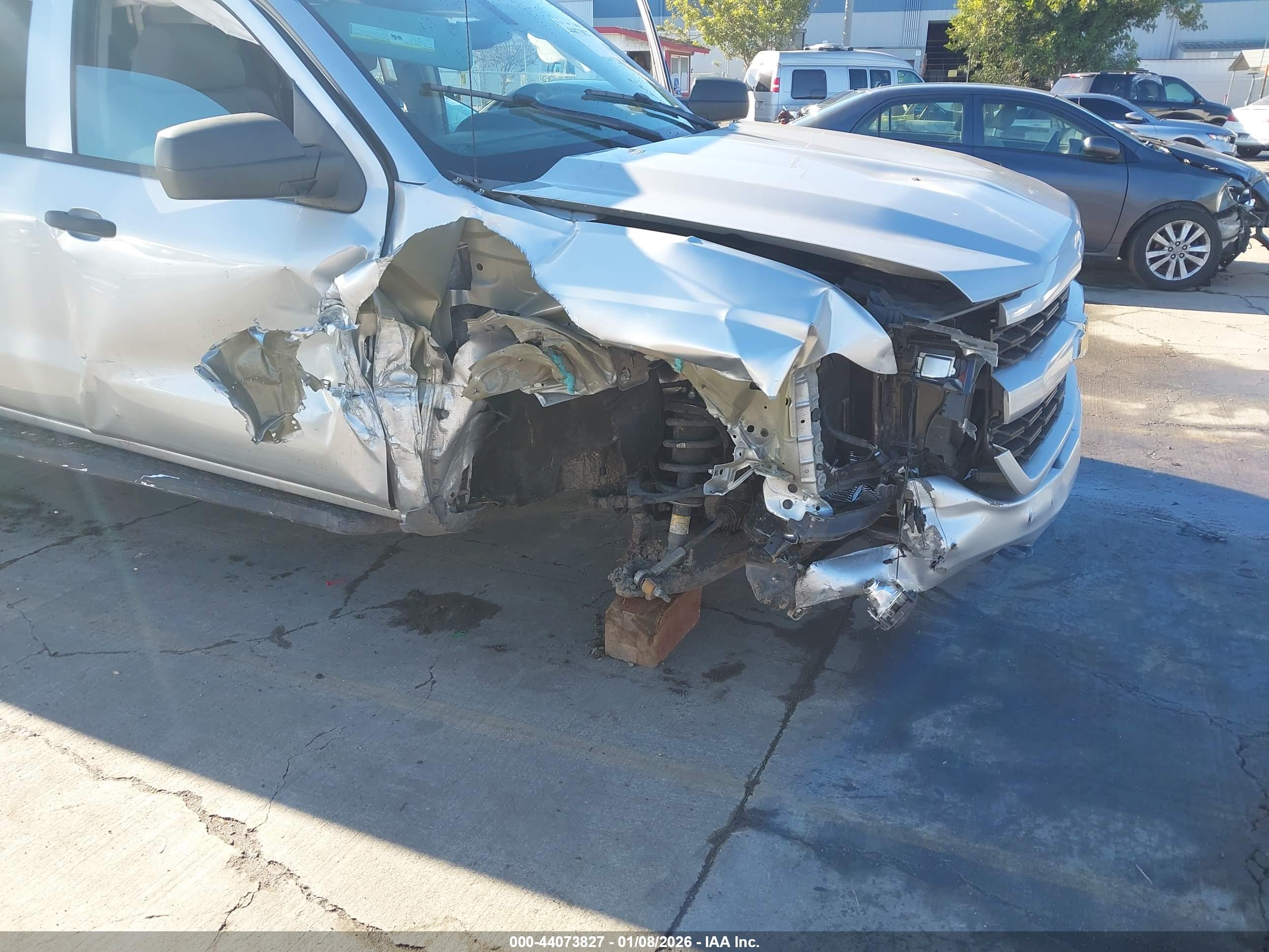 CHEVROLET SILVERADO image 6