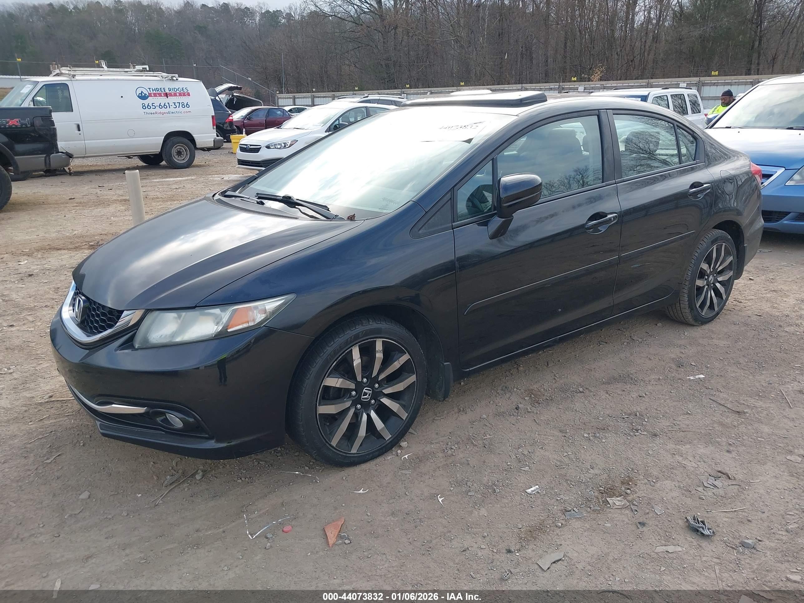 HONDA CIVIC image 2