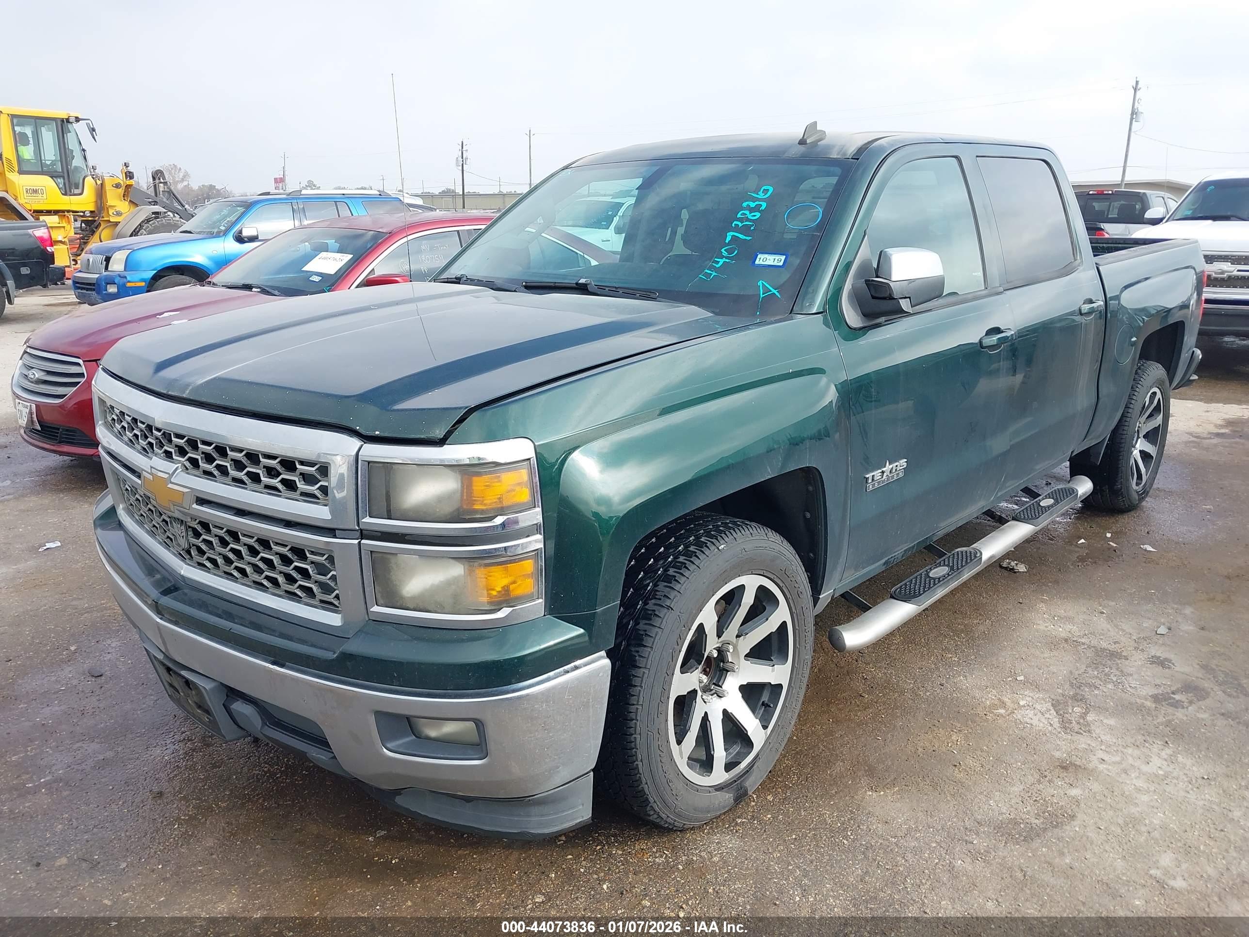 CHEVROLET SILVERADO image 2