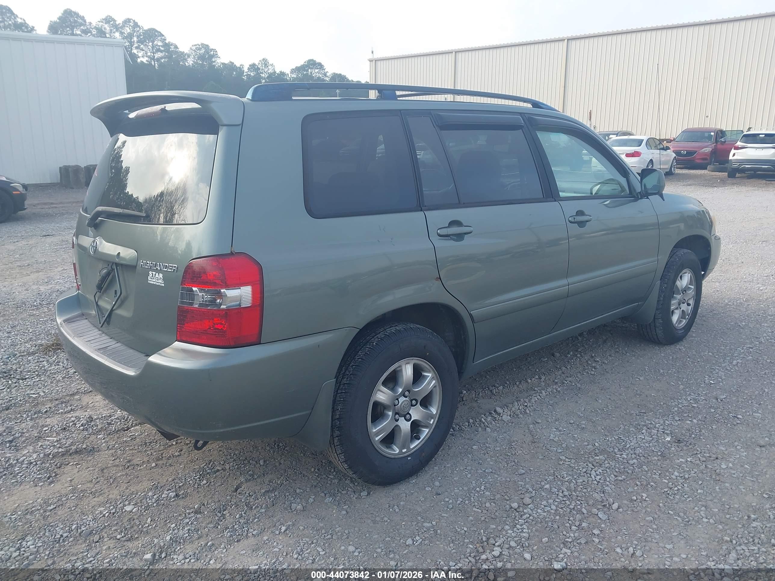 TOYOTA HIGHLANDER image 4