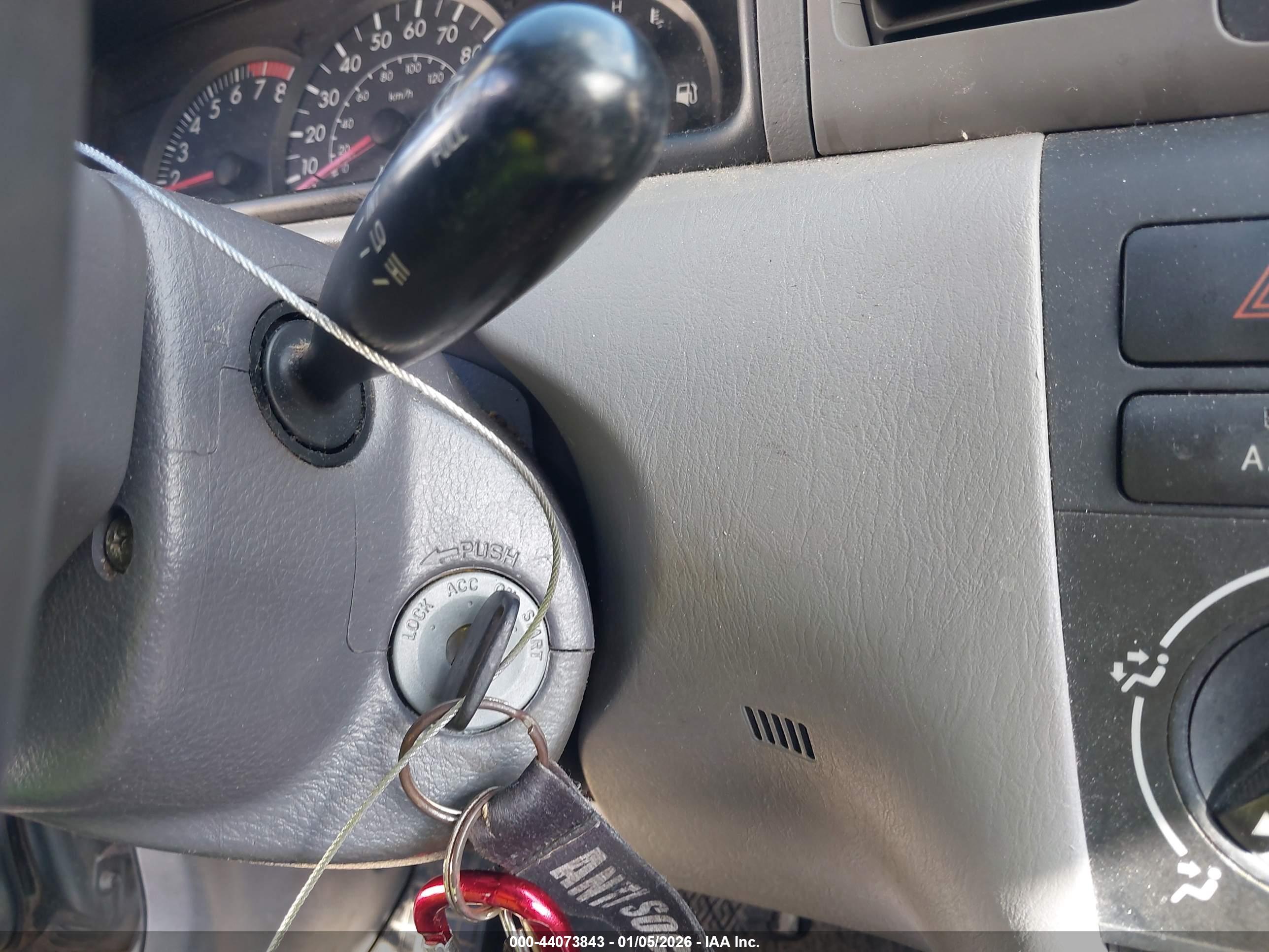 TOYOTA COROLLA image 11