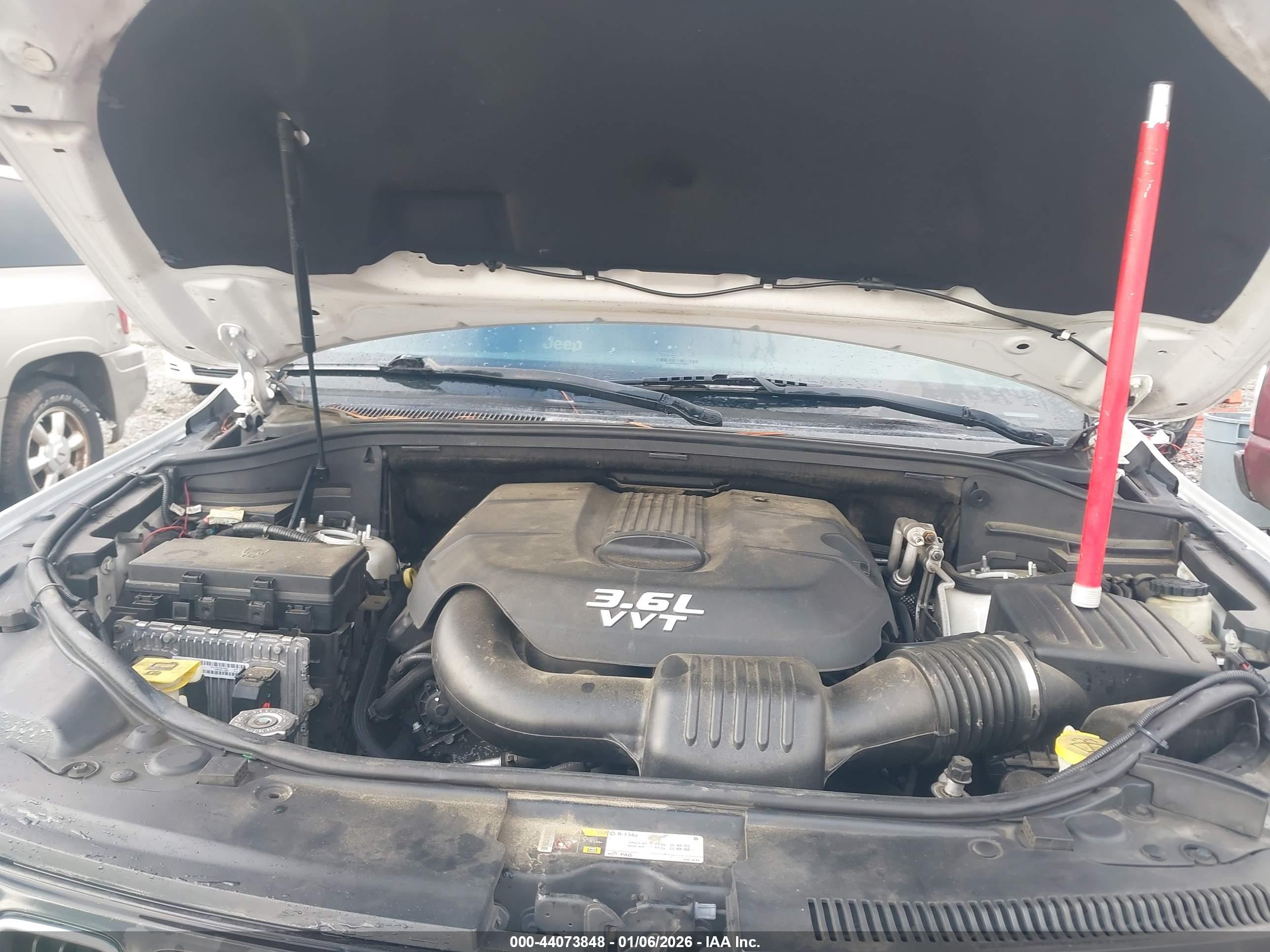 JEEP GRAND image 10
