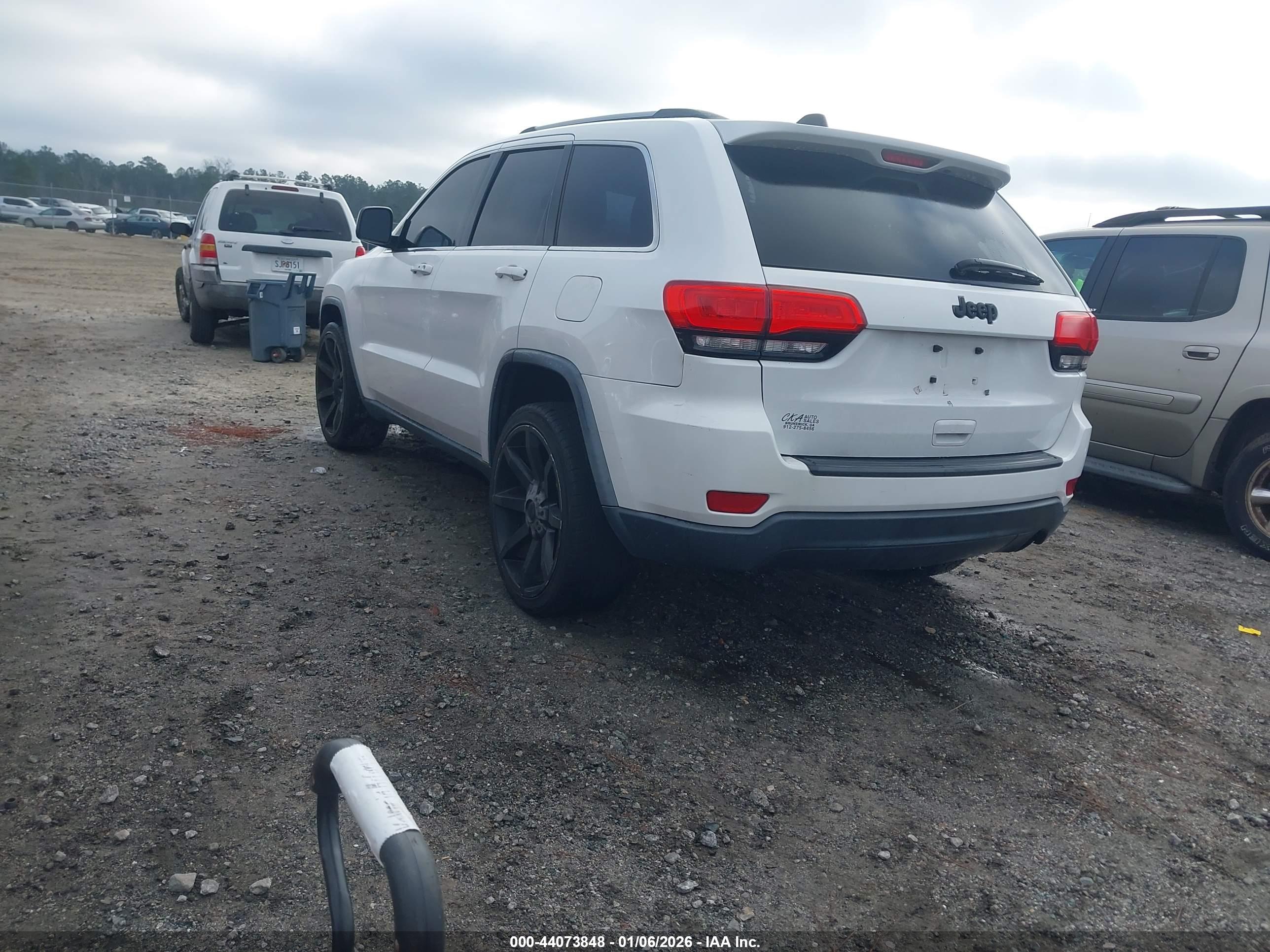 JEEP GRAND image 3