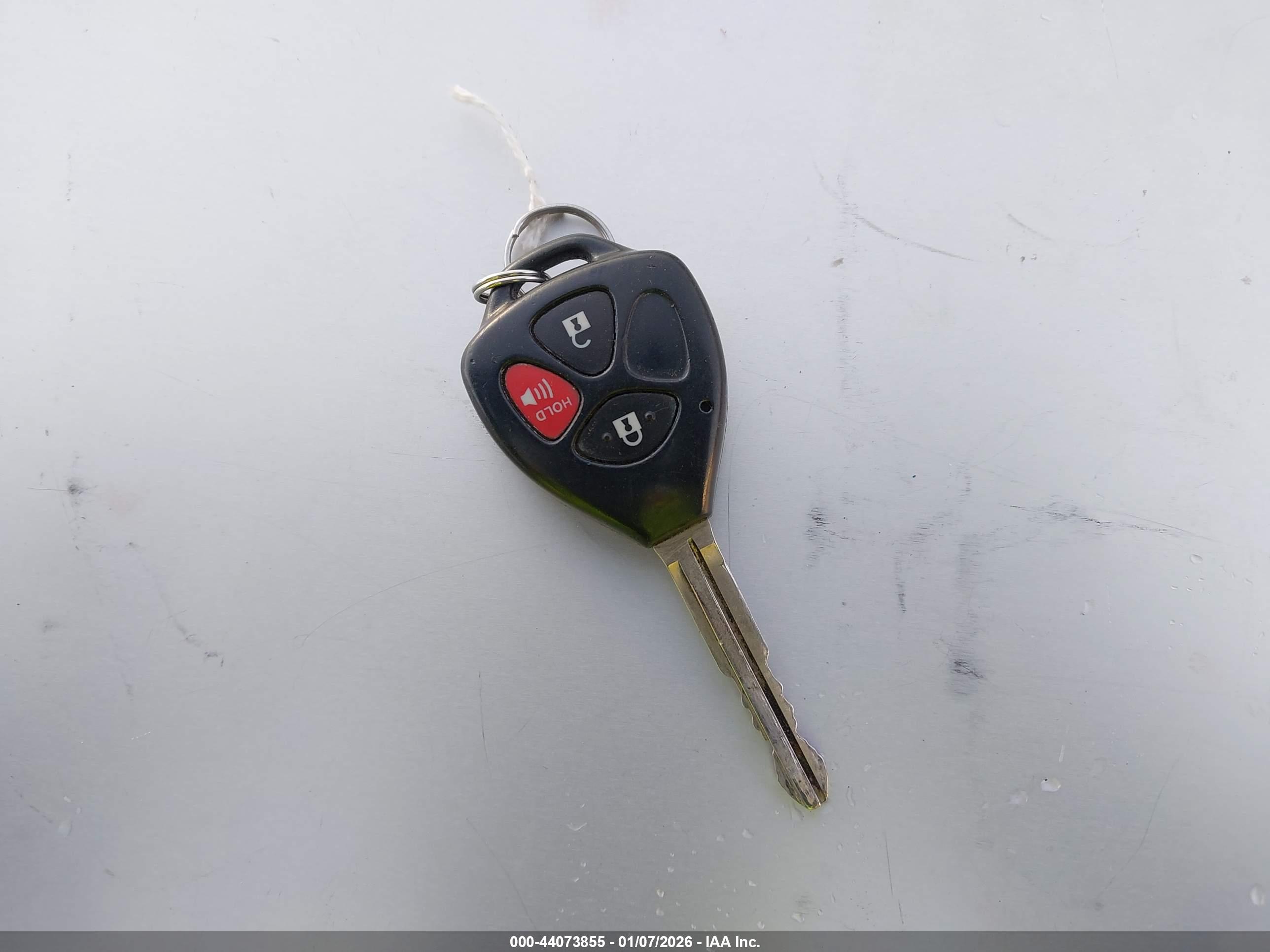 TOYOTA YARIS image 11
