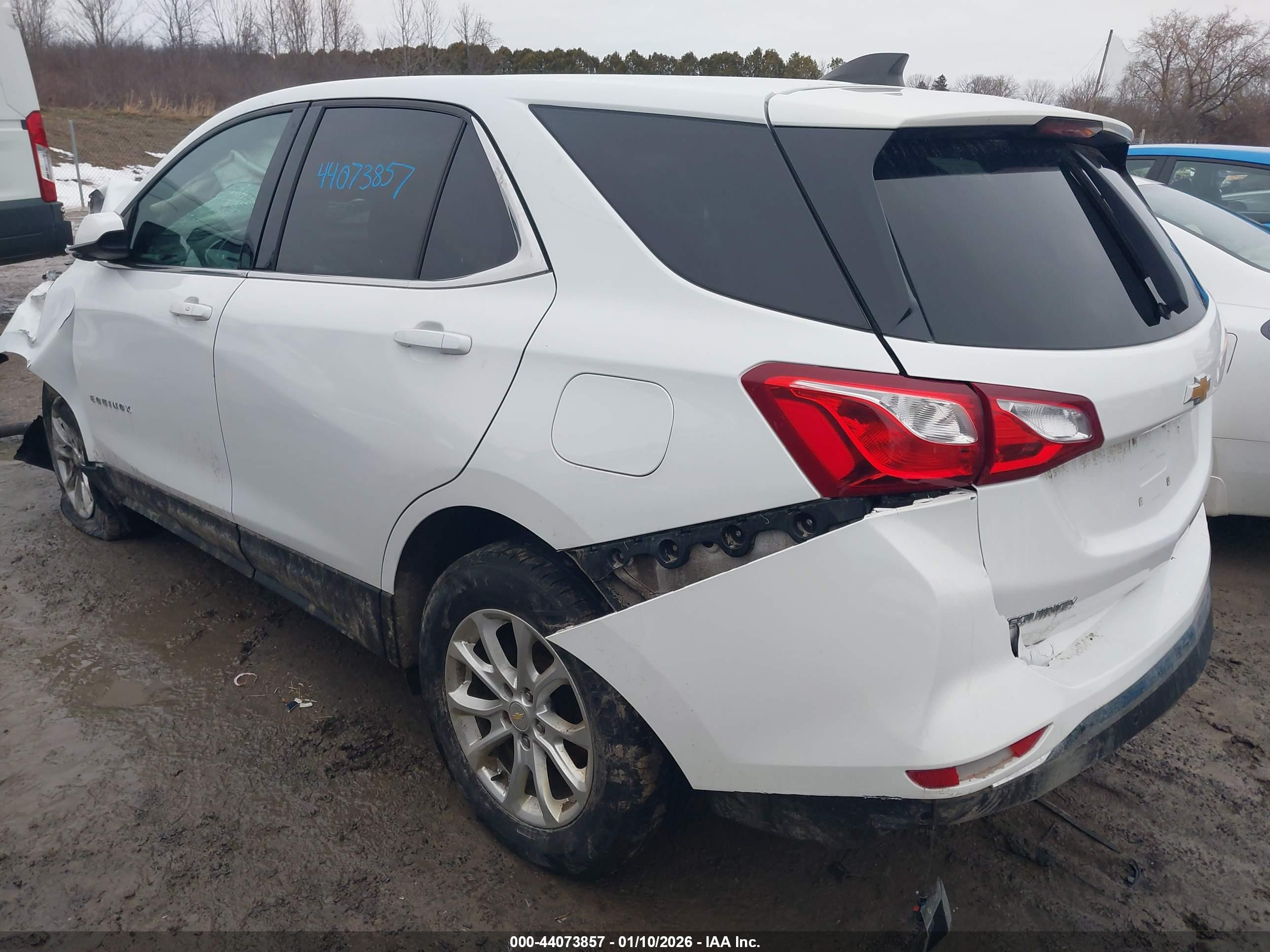 CHEVROLET EQUINOX image 3