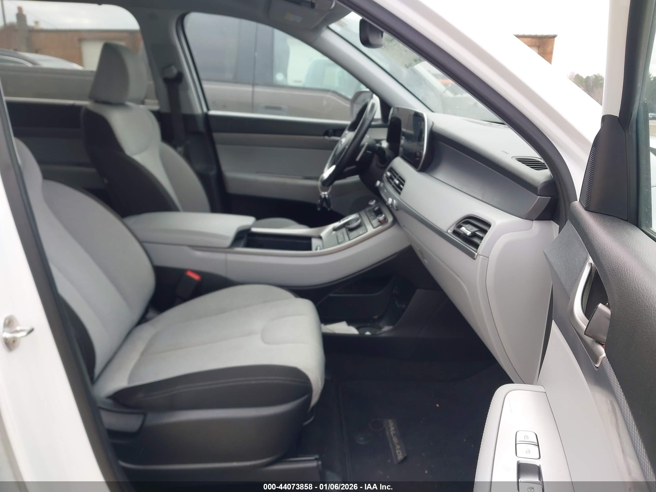 HYUNDAI PALISADE image 5