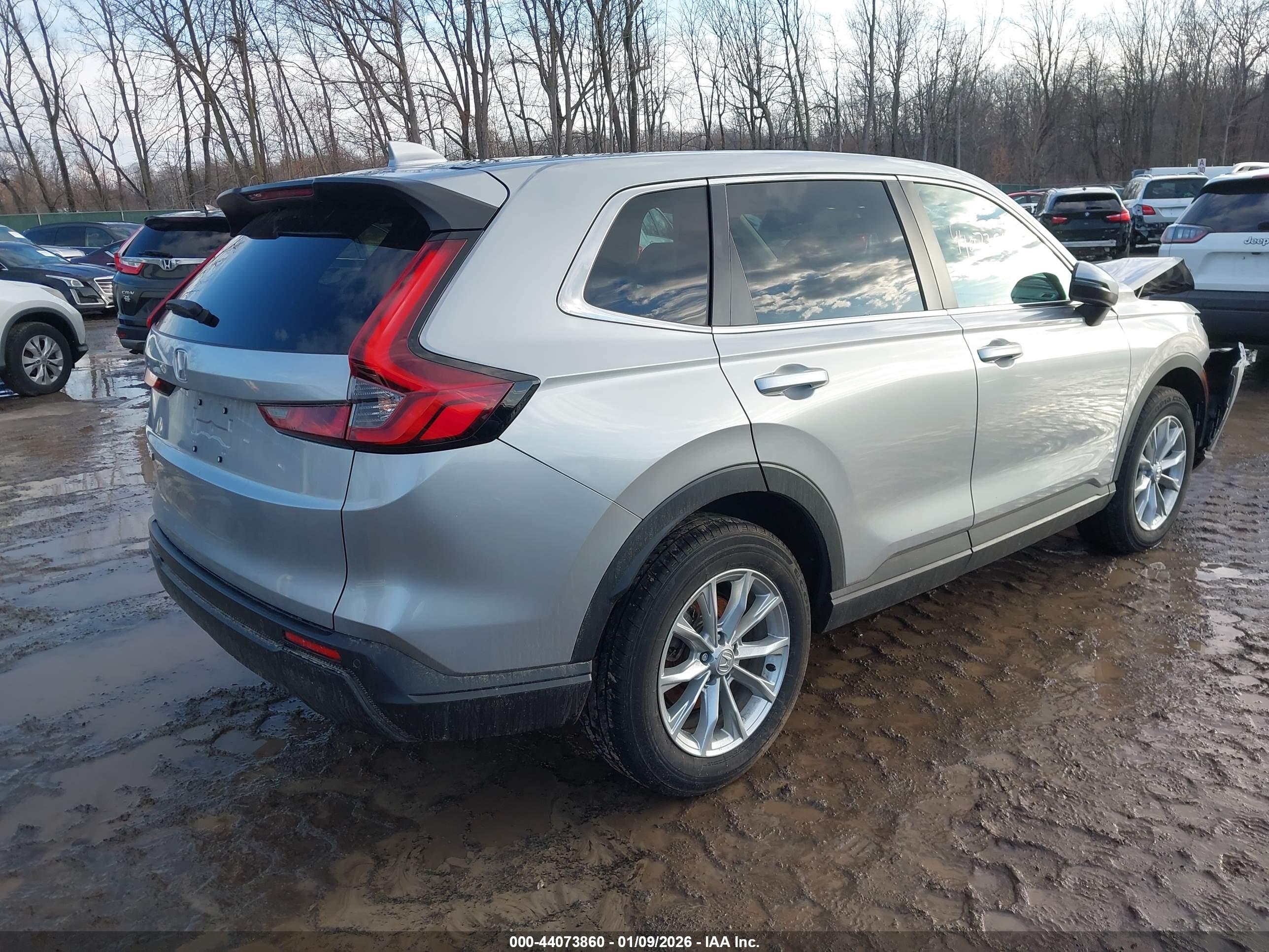 HONDA CR-V image 4