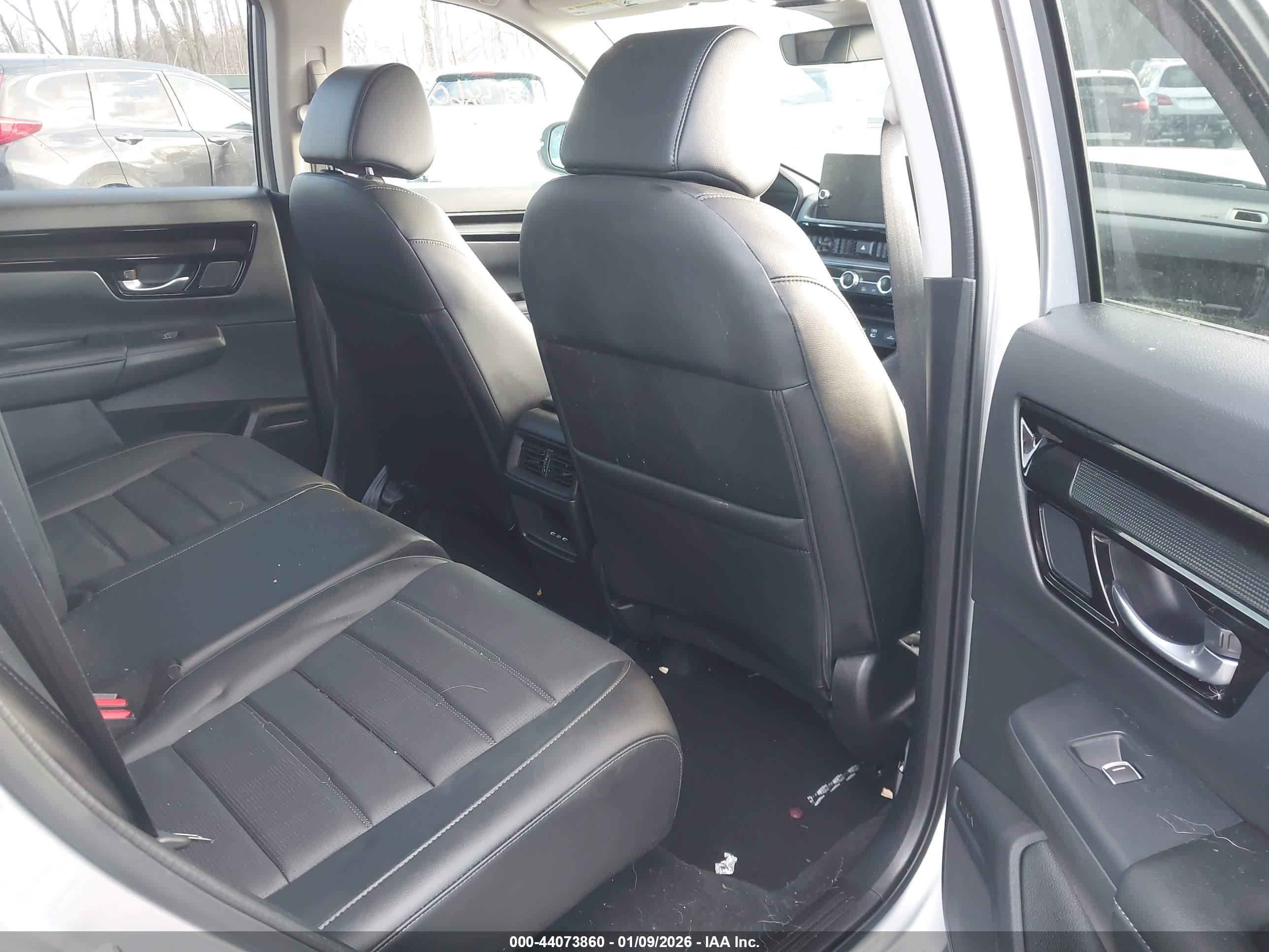 HONDA CR-V image 8