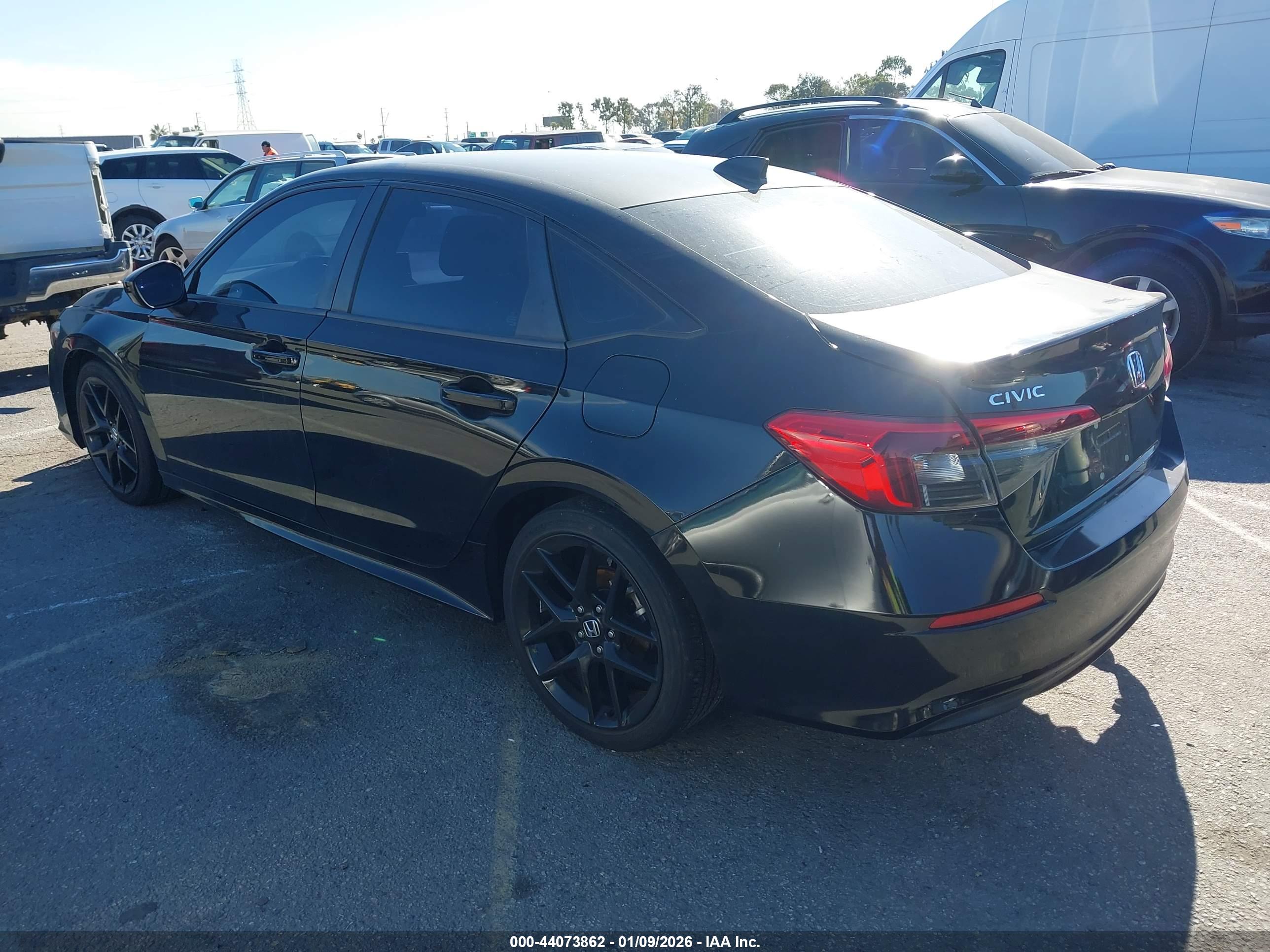 HONDA CIVIC image 3