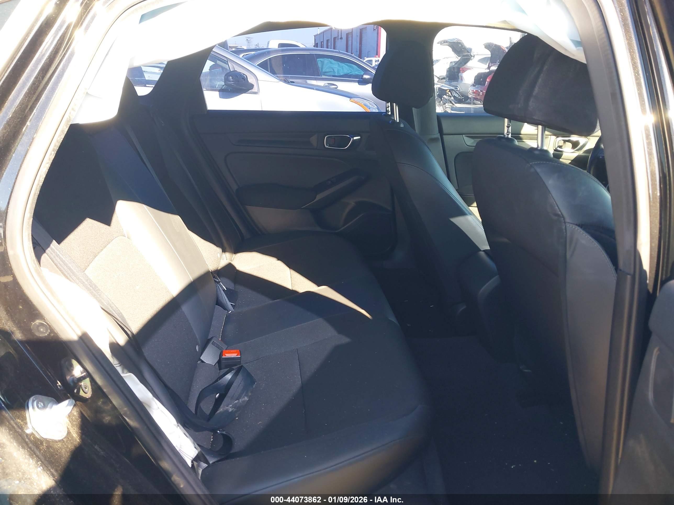 HONDA CIVIC image 8