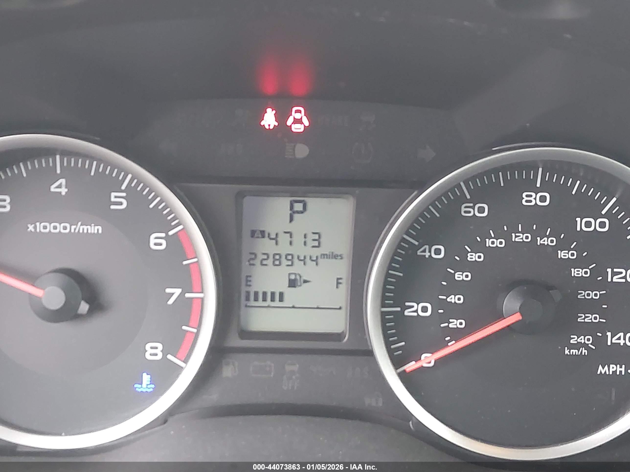 SUBARU FORESTER image 7