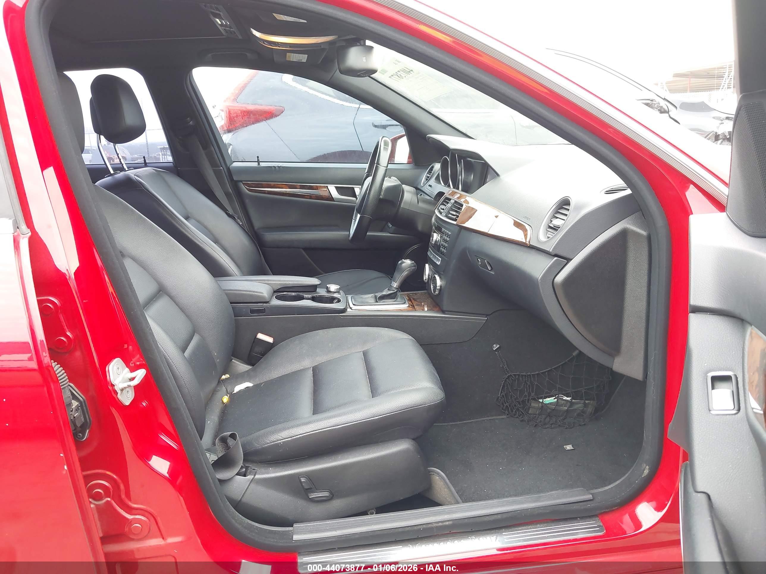 MERCEDES-BENZ C image 5