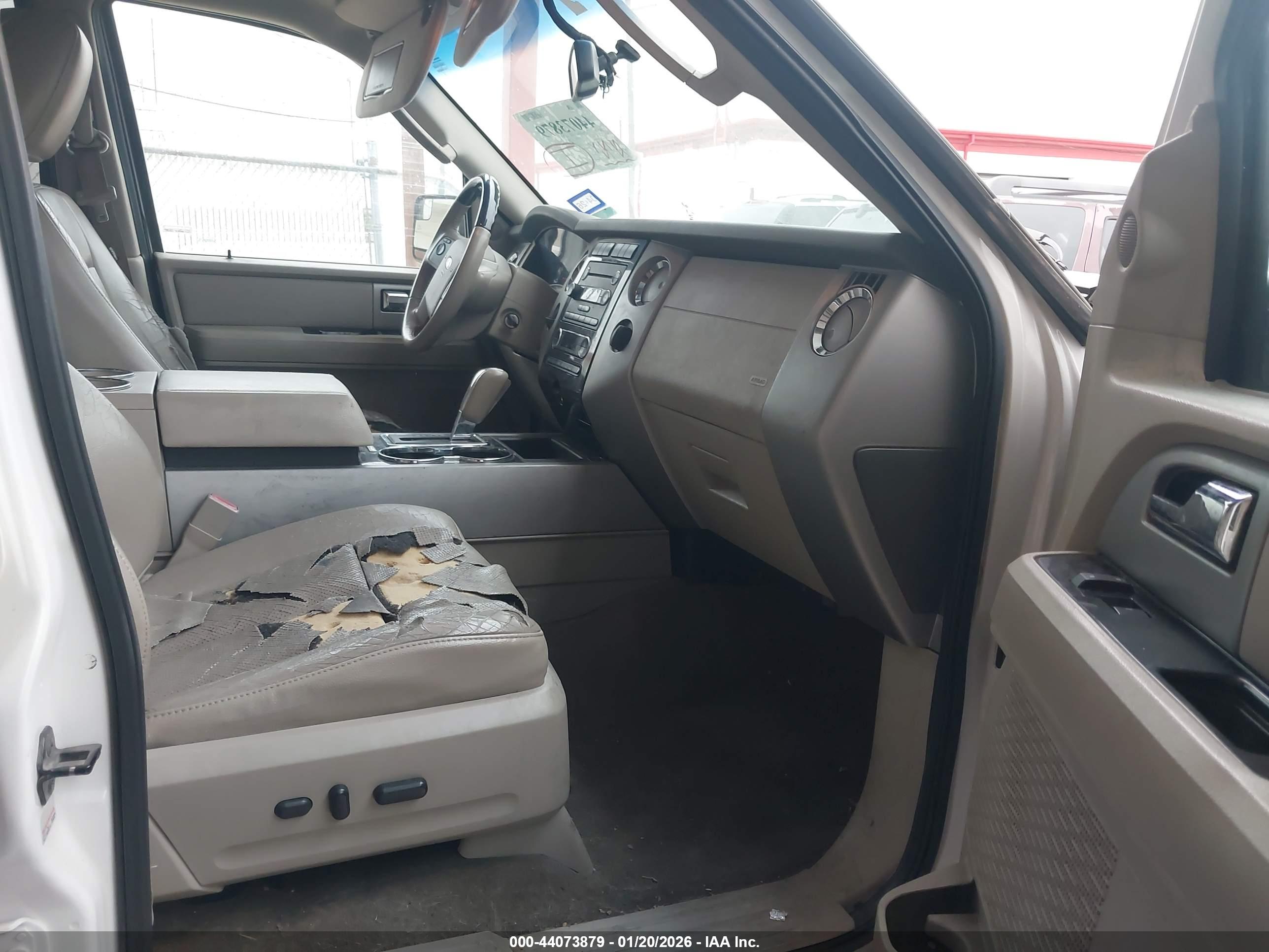 FORD EXPEDITION image 5