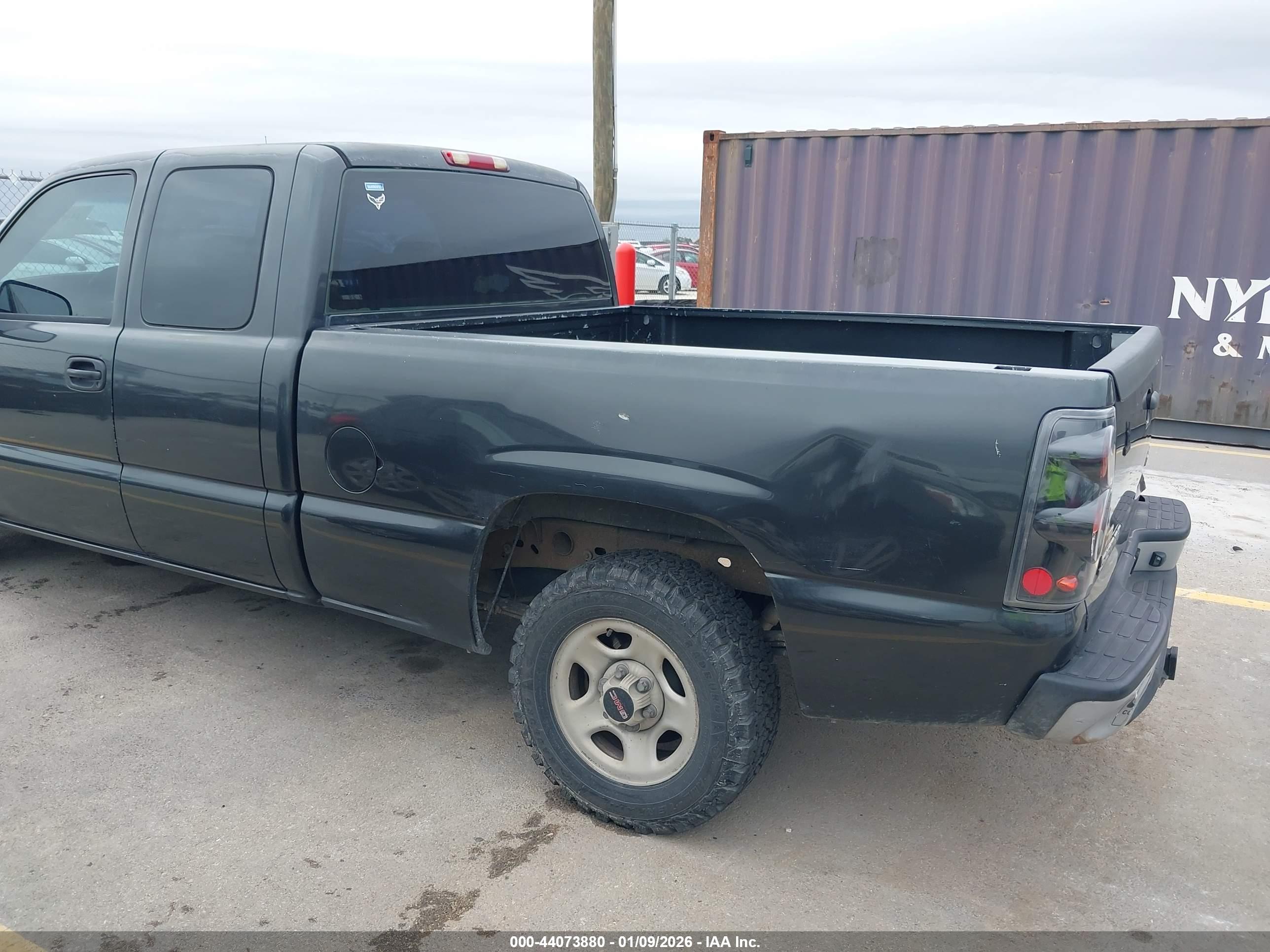 GMC SIERRA image 6
