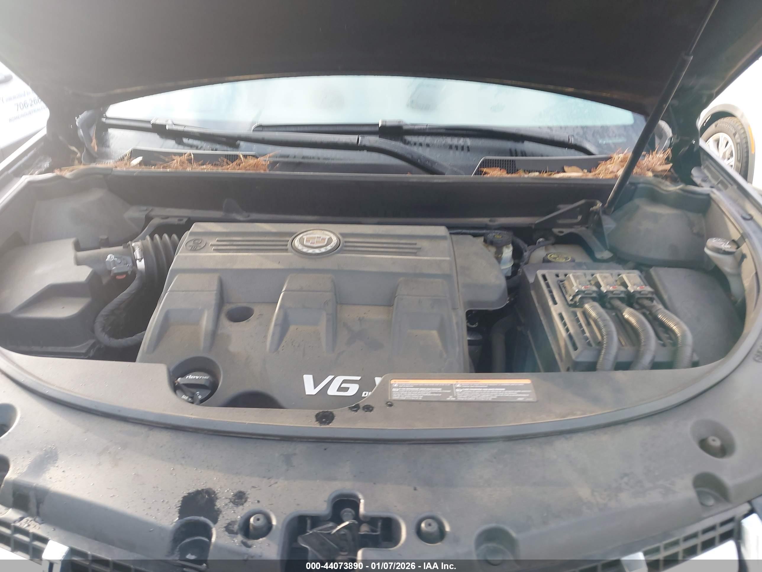 CADILLAC SRX image 10