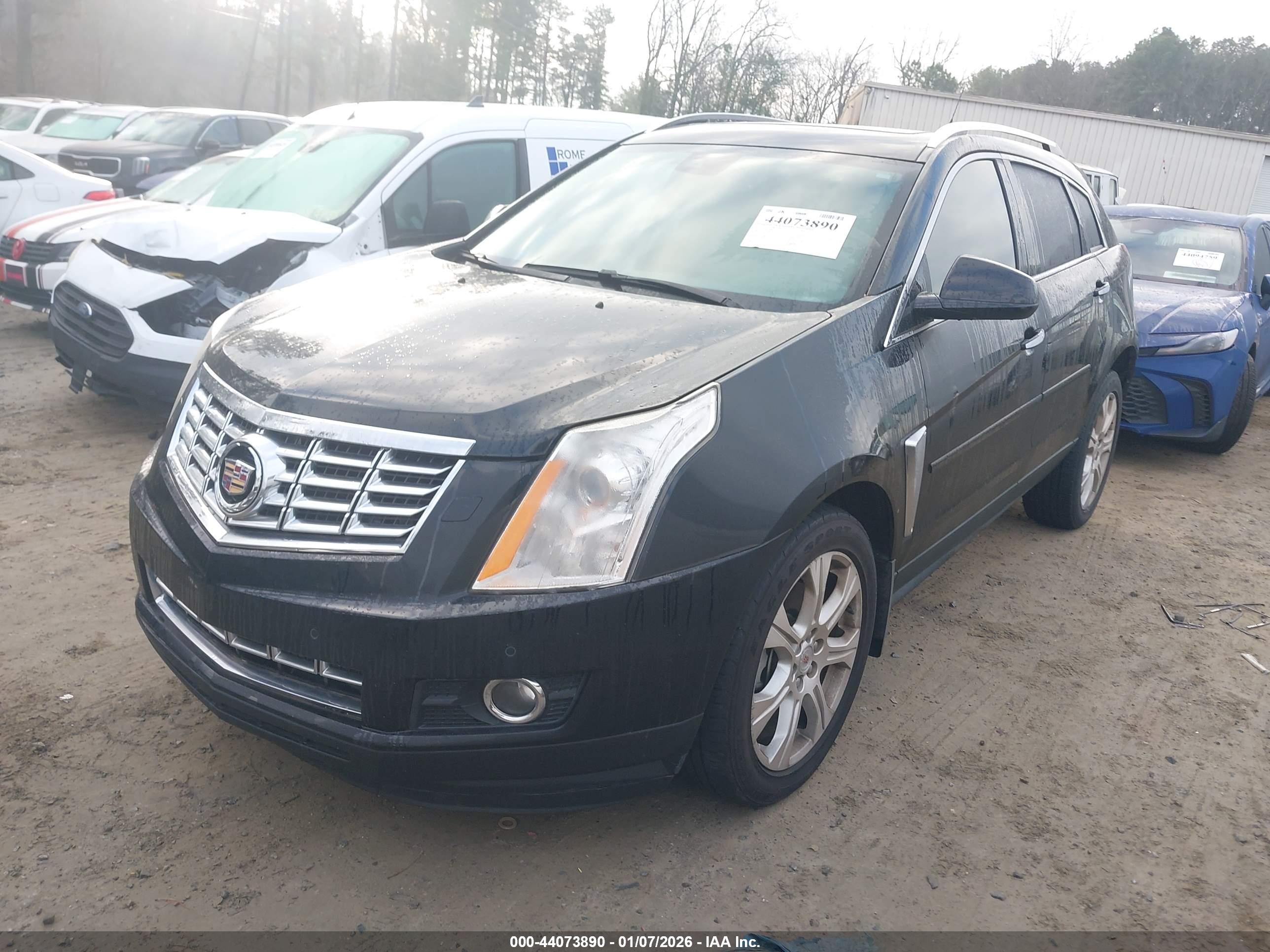 CADILLAC SRX image 2