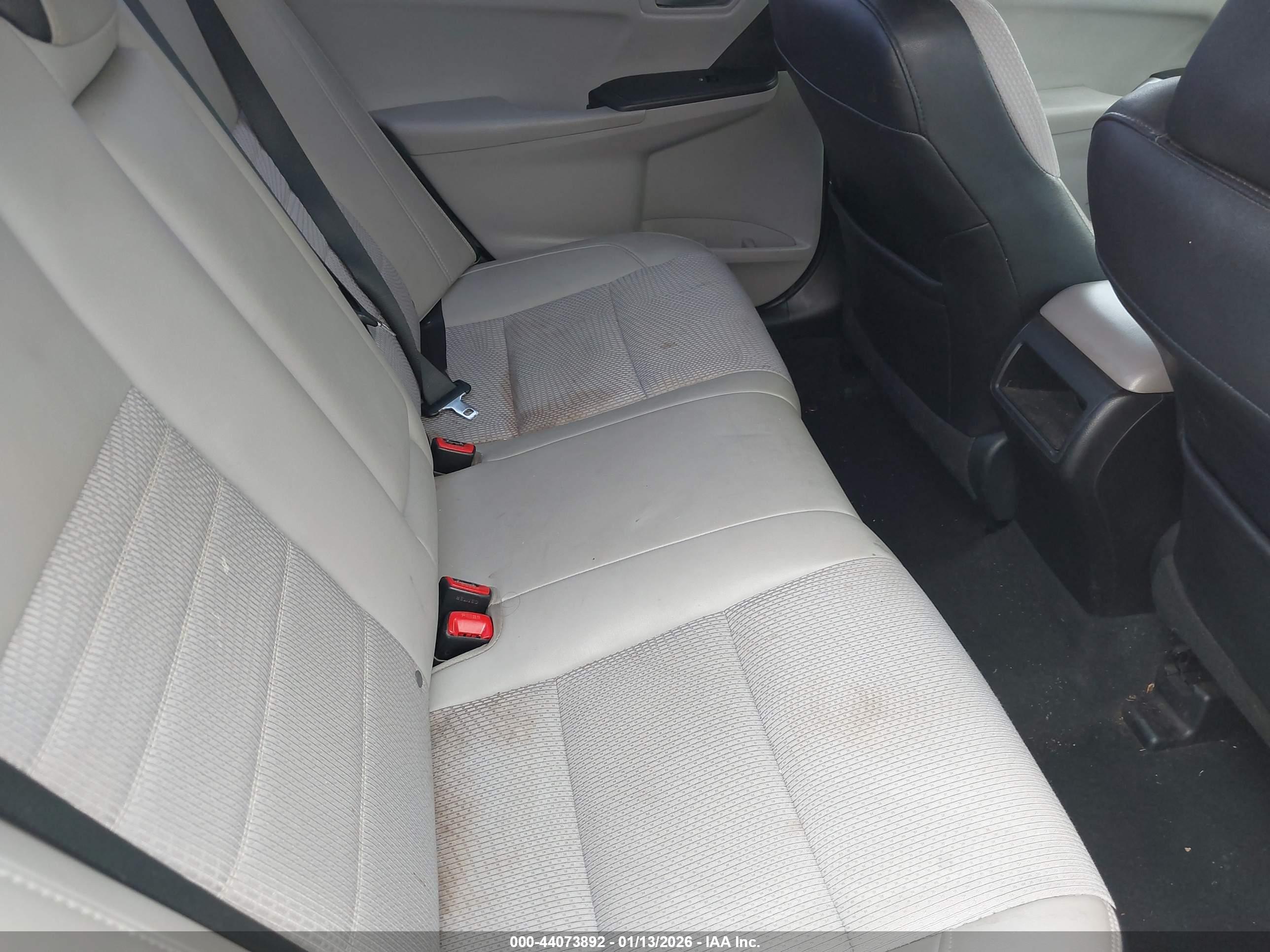 TOYOTA CAMRY image 8